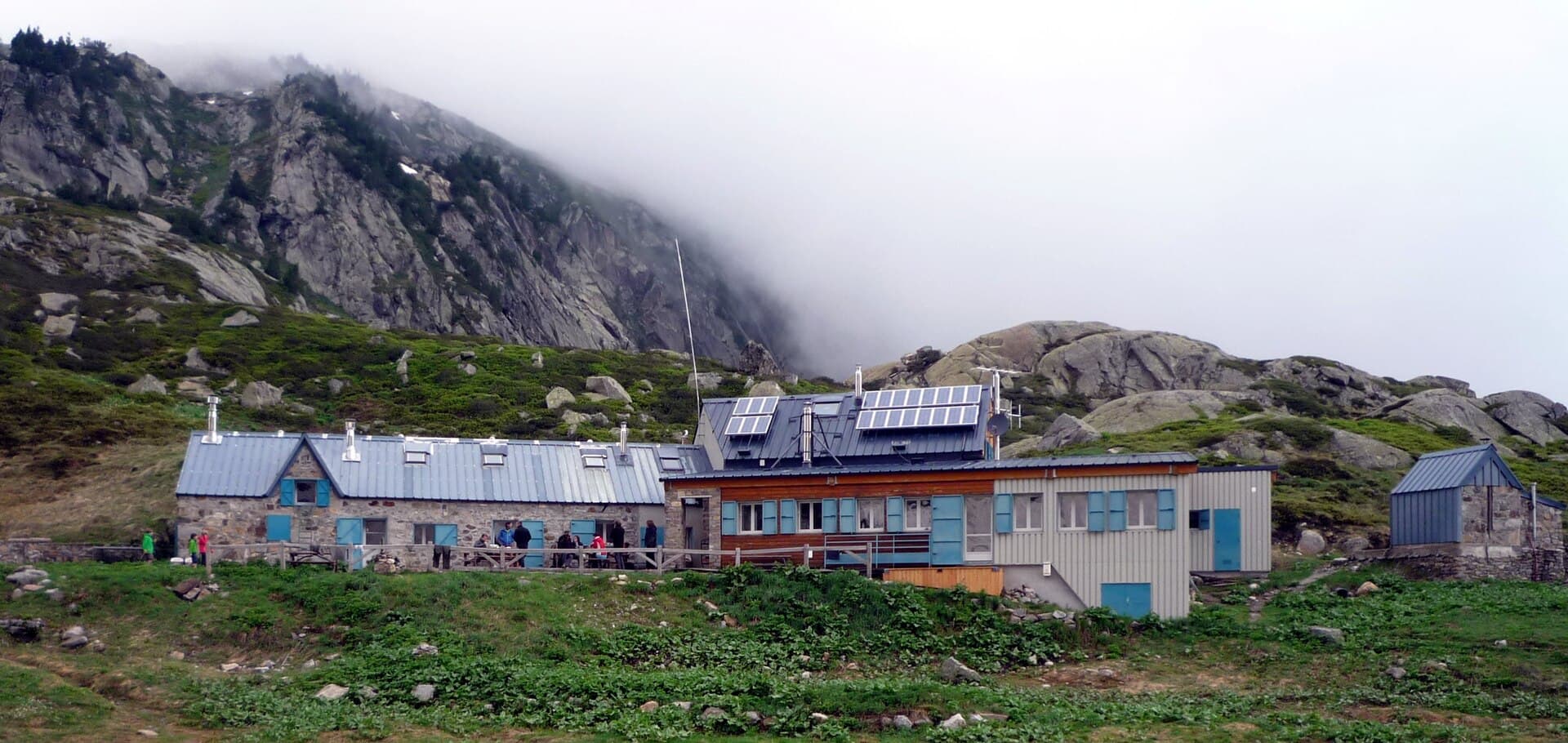 Refuge d'En Beys (via Wikimedia Commons, CC BY-SA 3.0)