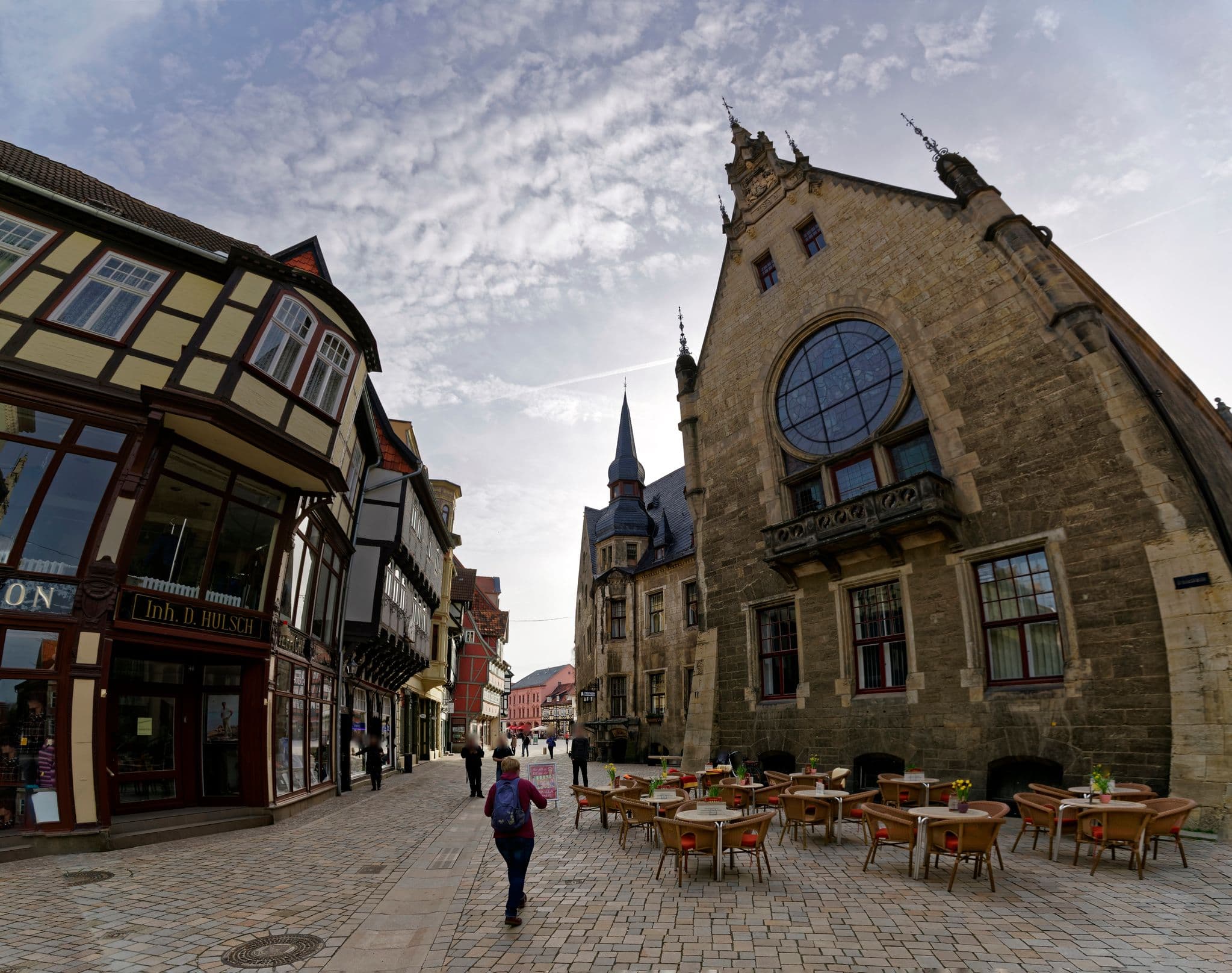 Street view near Schlaf-gut Appartments, Quedlinburg — © txllxt (CC BY-SA · Mapillary)