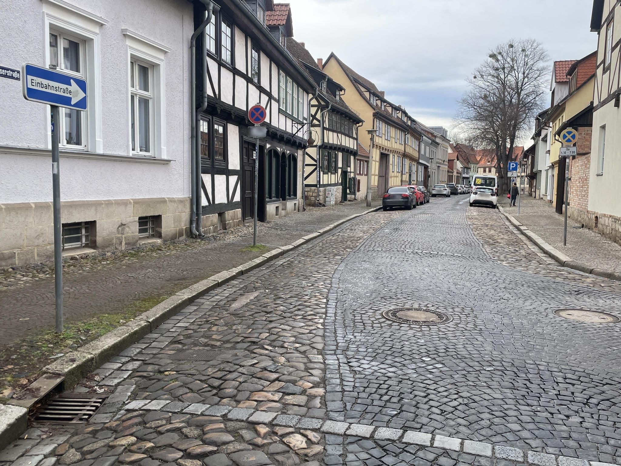 Street view near Wohnen am Kaiserturm, Quedlinburg — © surveyor99 (CC BY-SA · Mapillary)