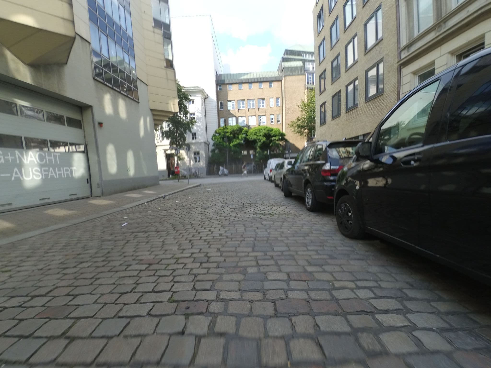 Street view near Hotel City, St. Georg — © mjay (CC BY-SA · Mapillary)