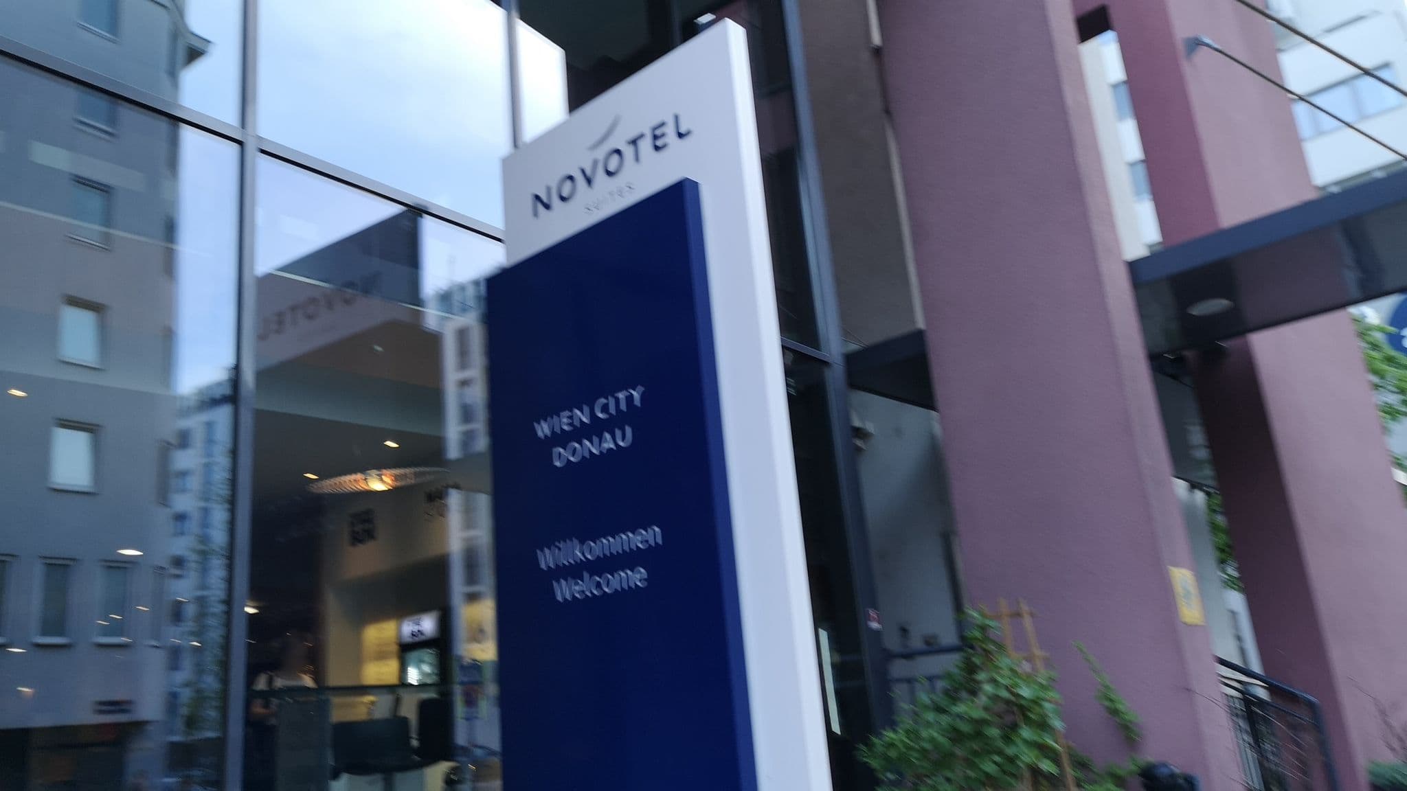 Street view near Novotel Suites Wien City Donau Hotel, Landstraße — © rsandu (CC BY-SA · Mapillary)