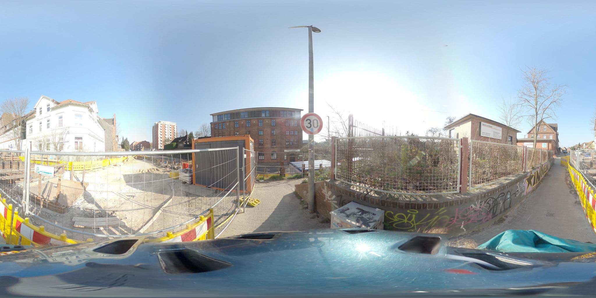 Street view near Monteurzimmer Sven Heß, Lüneburg — © rupertvdk (CC BY-SA · Mapillary)