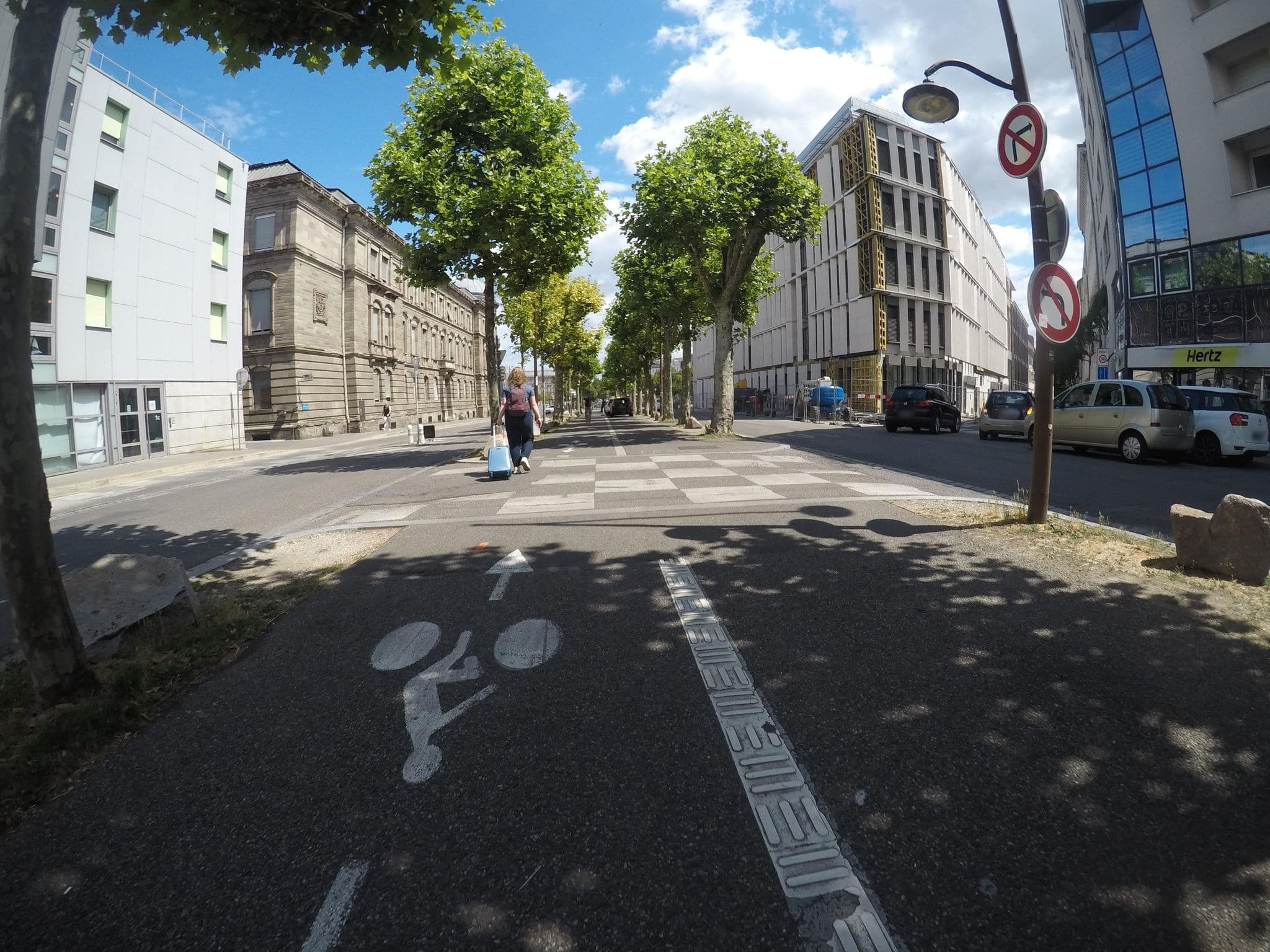 Street view near Résidence Orfea Strasbourg, Strasbourg — © mfa (CC BY-SA · Mapillary)