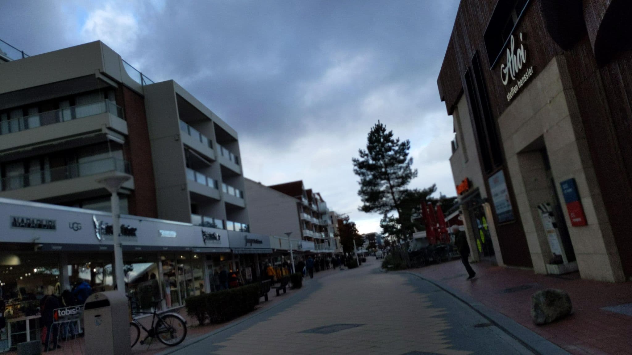 Street view near Dalem Hotel Appartements, Scharbeutz — © rasmustravemnd (CC BY-SA · Mapillary)