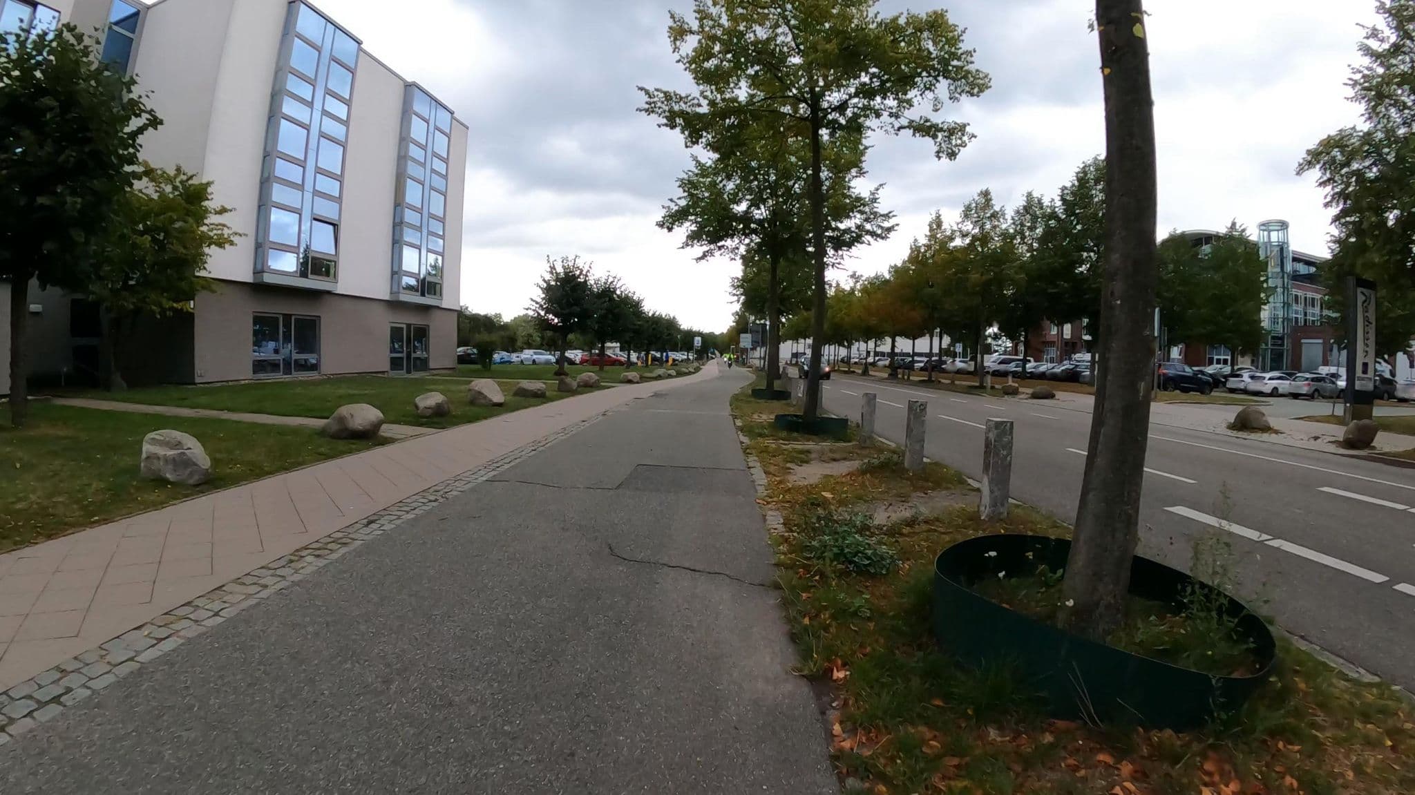 Street view near Parl Inn, Lübeck — © veloroute_hamburg (CC BY-SA · Mapillary)