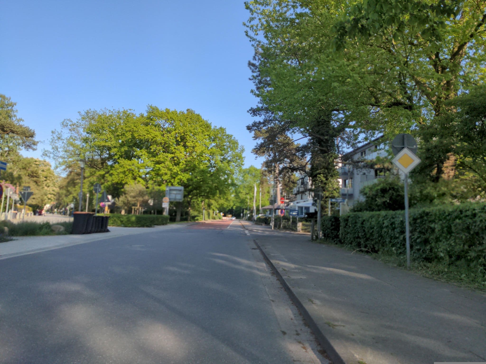 Street view near Eingang Strandallee, Timmendorfer Strand — © rasmustravemnd (CC BY-SA · Mapillary)