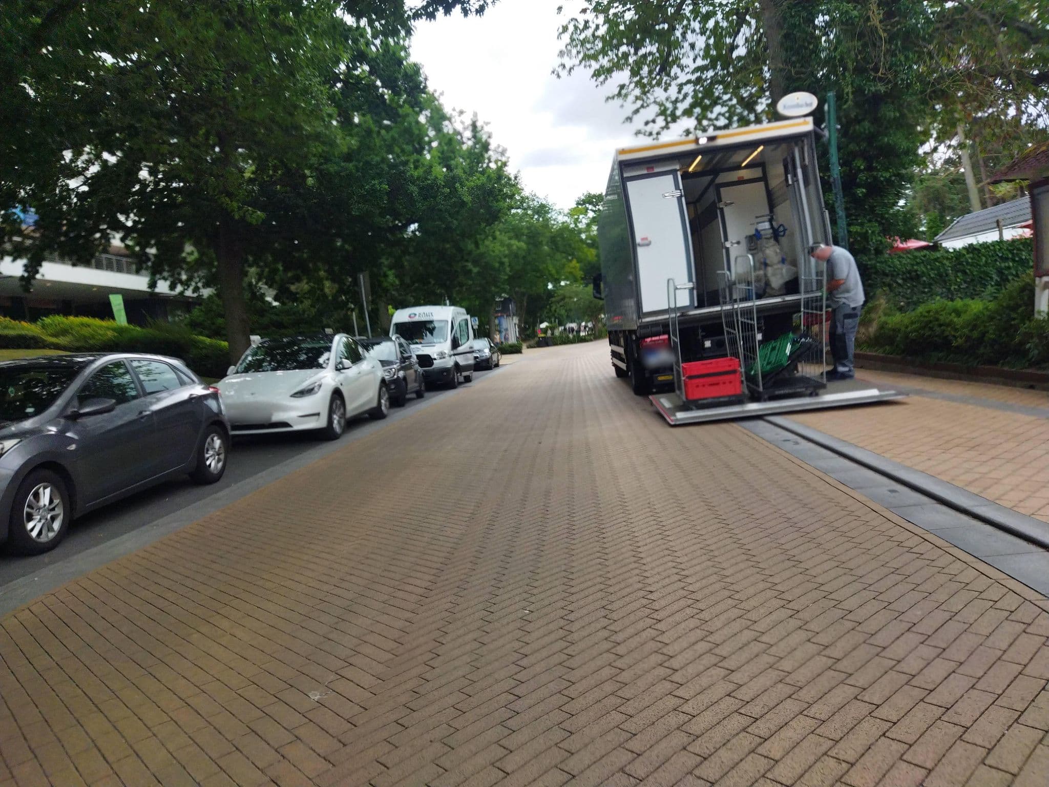 Street view near Köhn's Hotel, Timmendorfer Strand — © changchun1 (CC BY-SA · Mapillary)