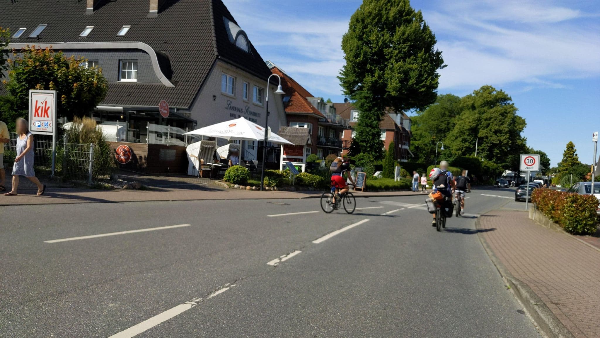 Street view near Kleines Glück, Scharbeutz — © rasmustravemnd (CC BY-SA · Mapillary)