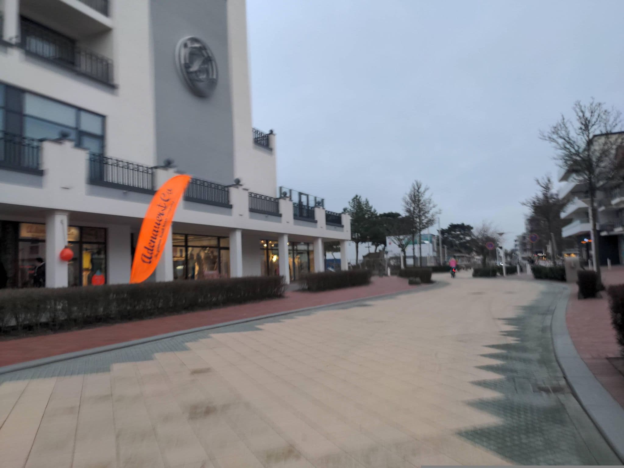 Street view near Ostsee Appartements Heike Wongel, Scharbeutz — © rasmustravemnd (CC BY-SA · Mapillary)
