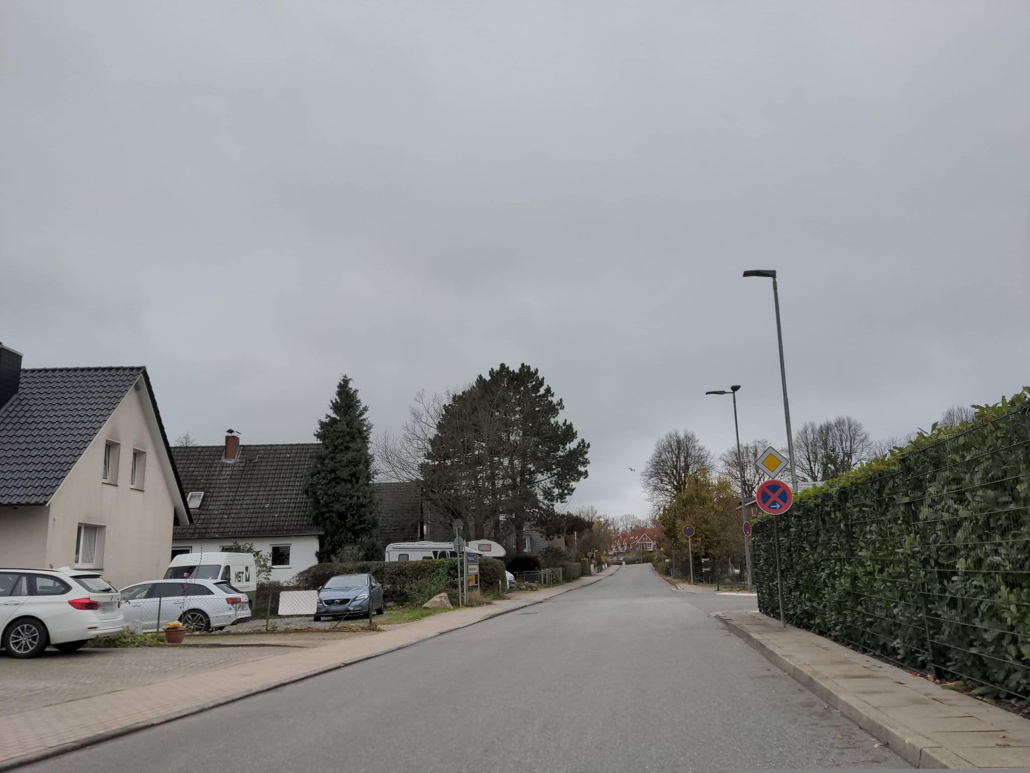 Street view near Landhaus Krüger, Travemünde — © rasmustravemnd (CC BY-SA · Mapillary)