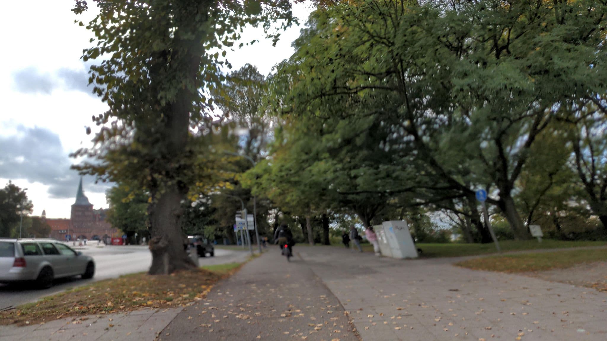 Street view near Holiday Inn, Lübeck — © rasmustravemnd (CC BY-SA · Mapillary)