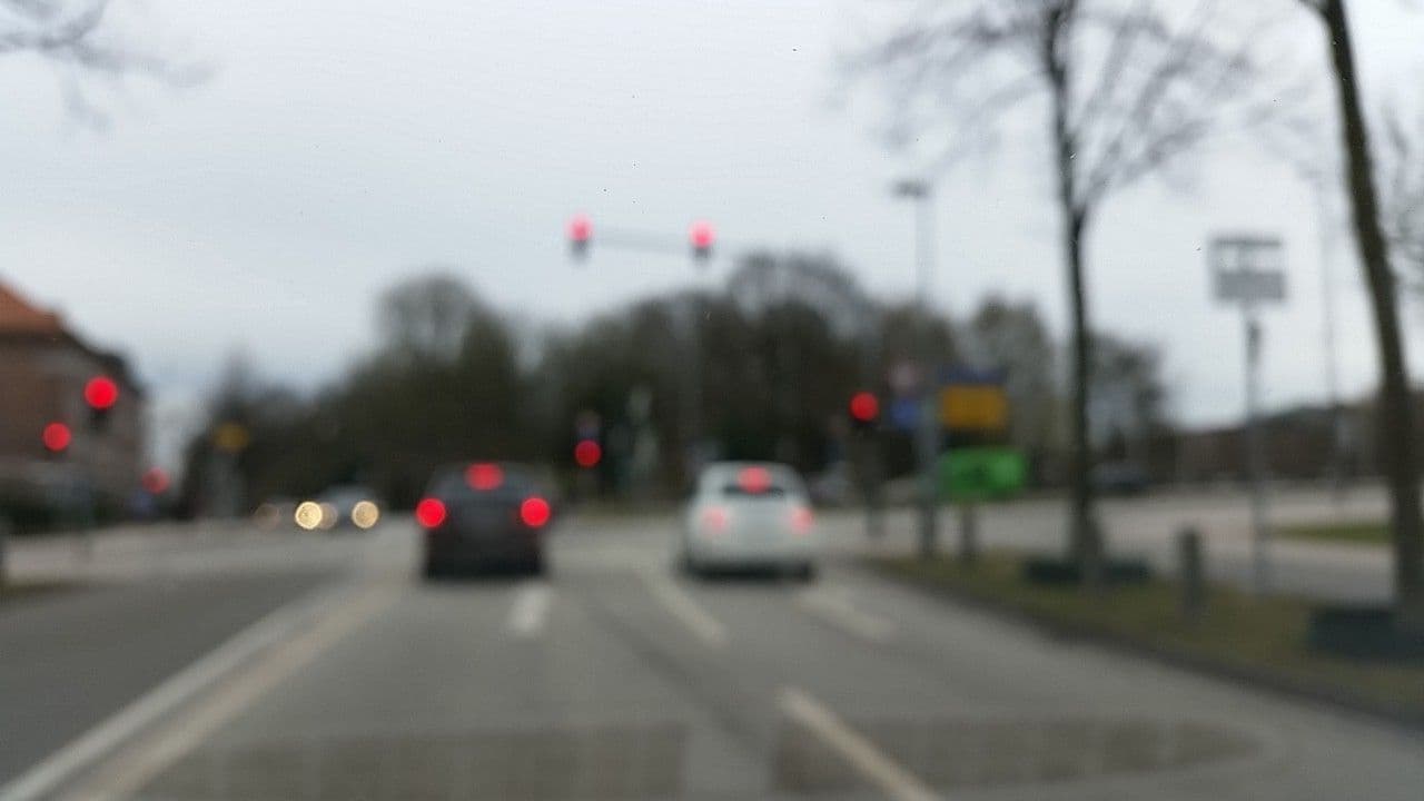 Street view near Mövenpick Hotels & Resorts Lübeck, Lübeck — © tian (CC BY-SA · Mapillary)