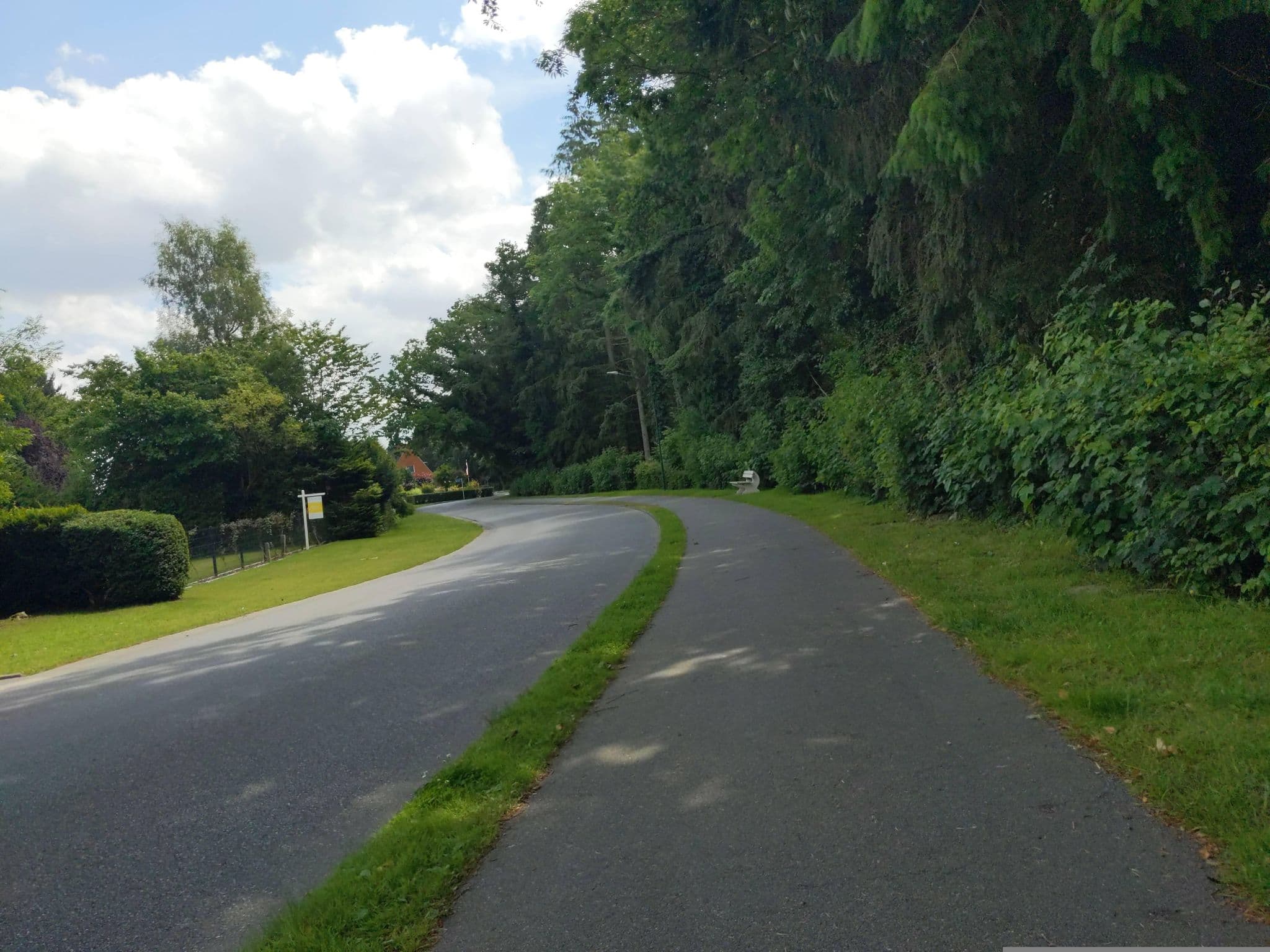 Street view near Hotel Restaurant Immenhof, Blekendorf — © rasmustravemnd (CC BY-SA · Mapillary)