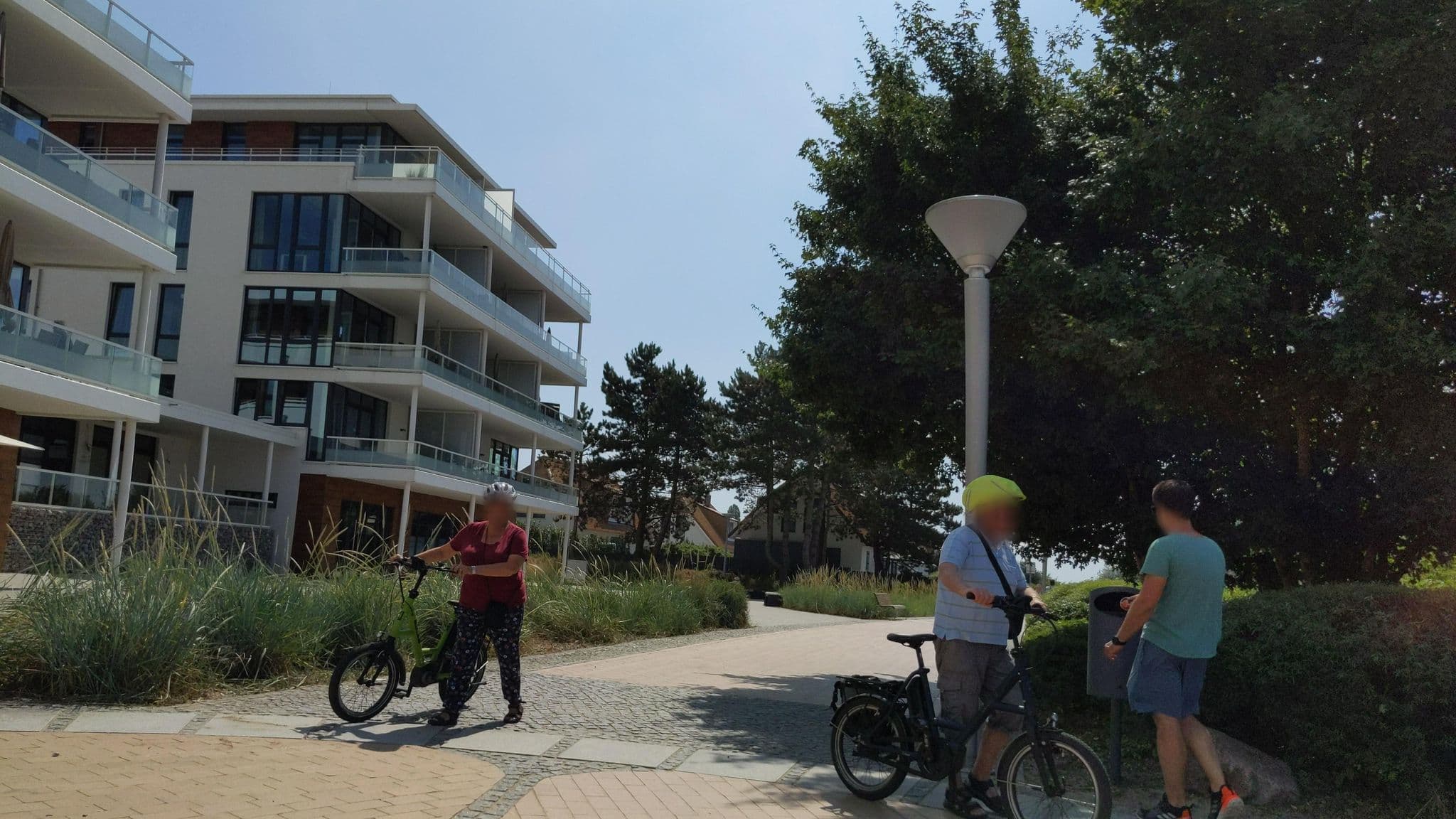 Street view near Südkap F-03, Neustadt in Holstein — © rasmustravemnd (CC BY-SA · Mapillary)