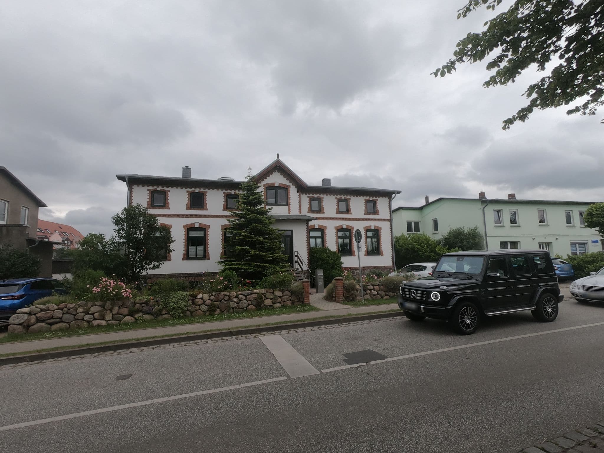 Street view near Ferienwohnung an der Molli, Ostseebad Kühlungsborn — © carlheinz (CC BY-SA · Mapillary)