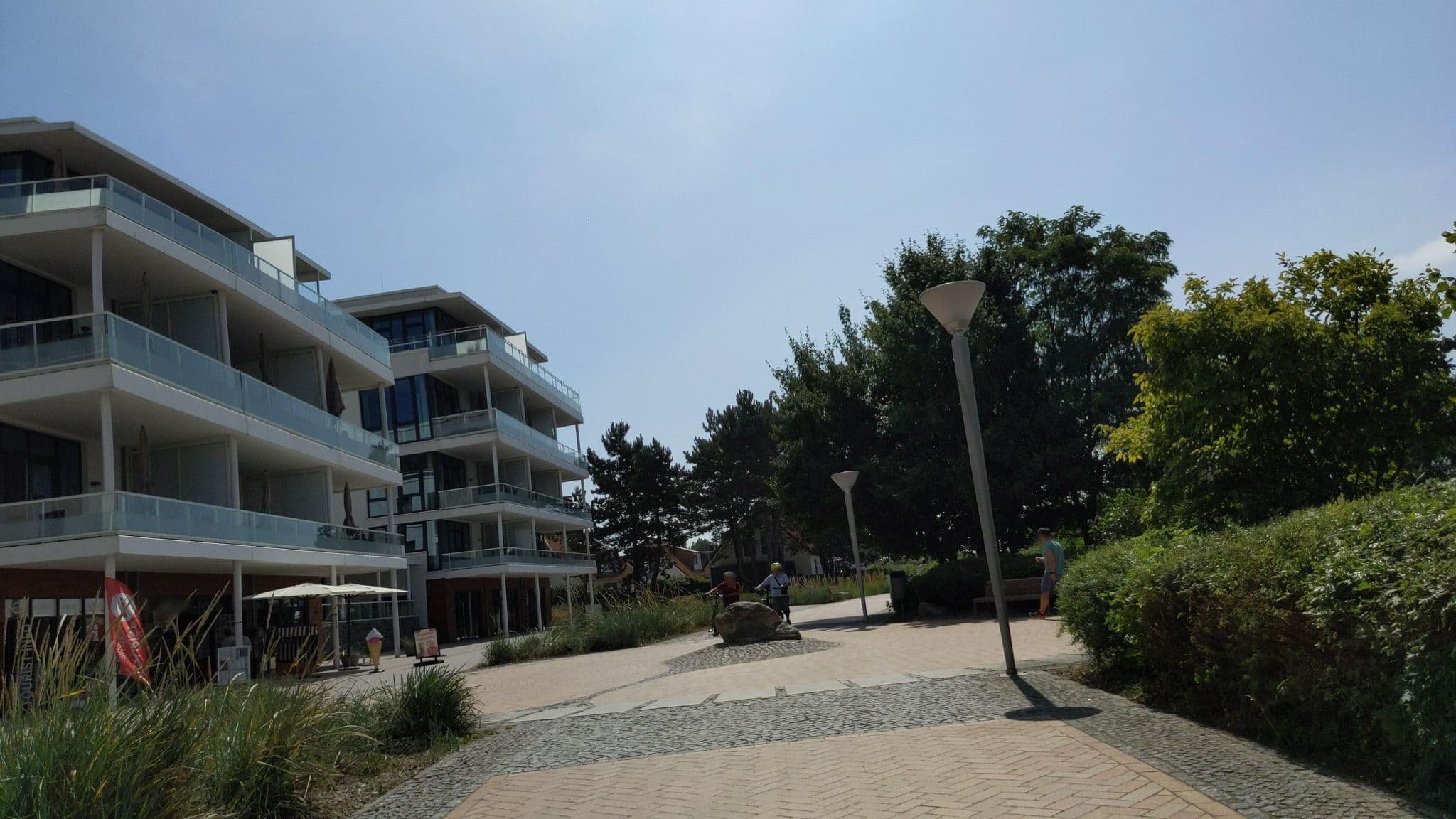 Street view near Südkap G-03, Neustadt in Holstein — © rasmustravemnd (CC BY-SA · Mapillary)