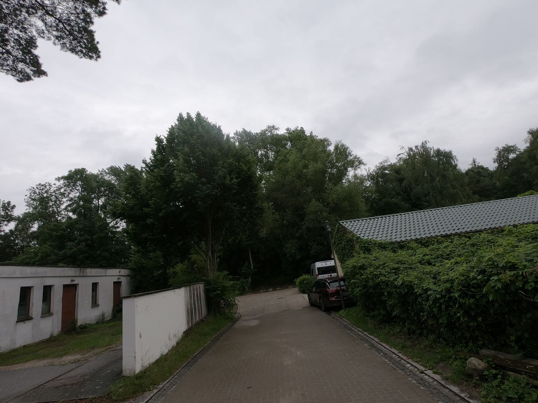 Street view near Hotel Pension Seeblick, Ostseebad Kühlungsborn — © carlheinz (CC BY-SA · Mapillary)