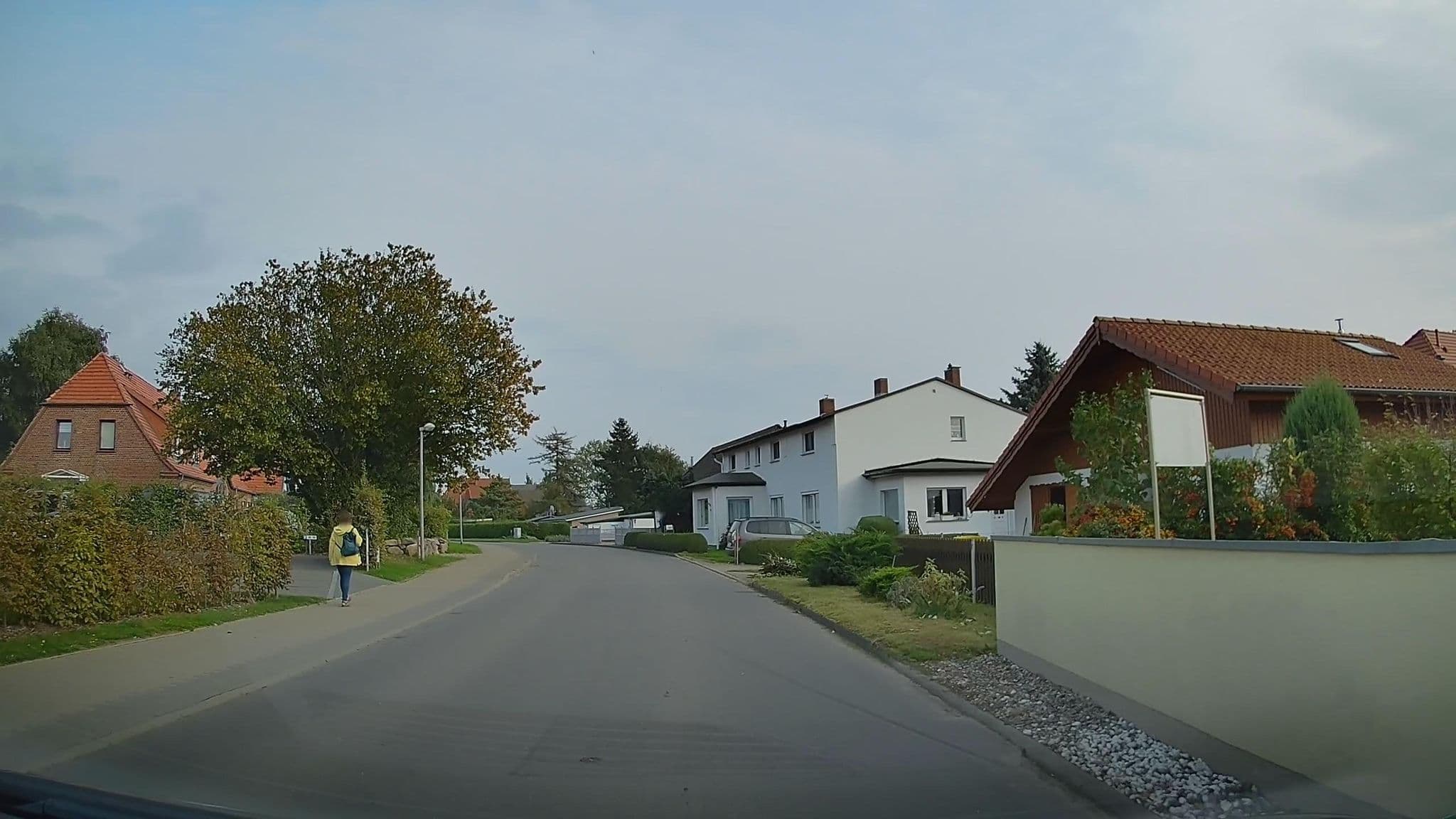 Street view near Haus Baltic Cube, Börgerende-Rethwisch — © hendel (CC BY-SA · Mapillary)