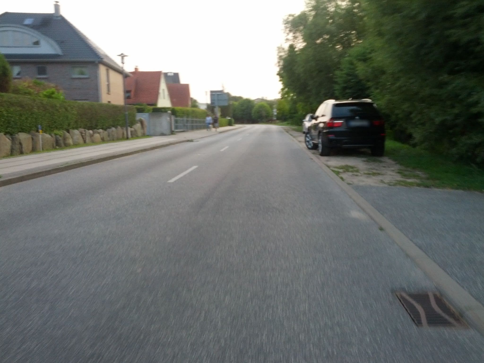 Street view near Appartementhaus Cubanzestraße, Ostseebad Kühlungsborn — © zoegglmeyr (CC BY-SA · Mapillary)