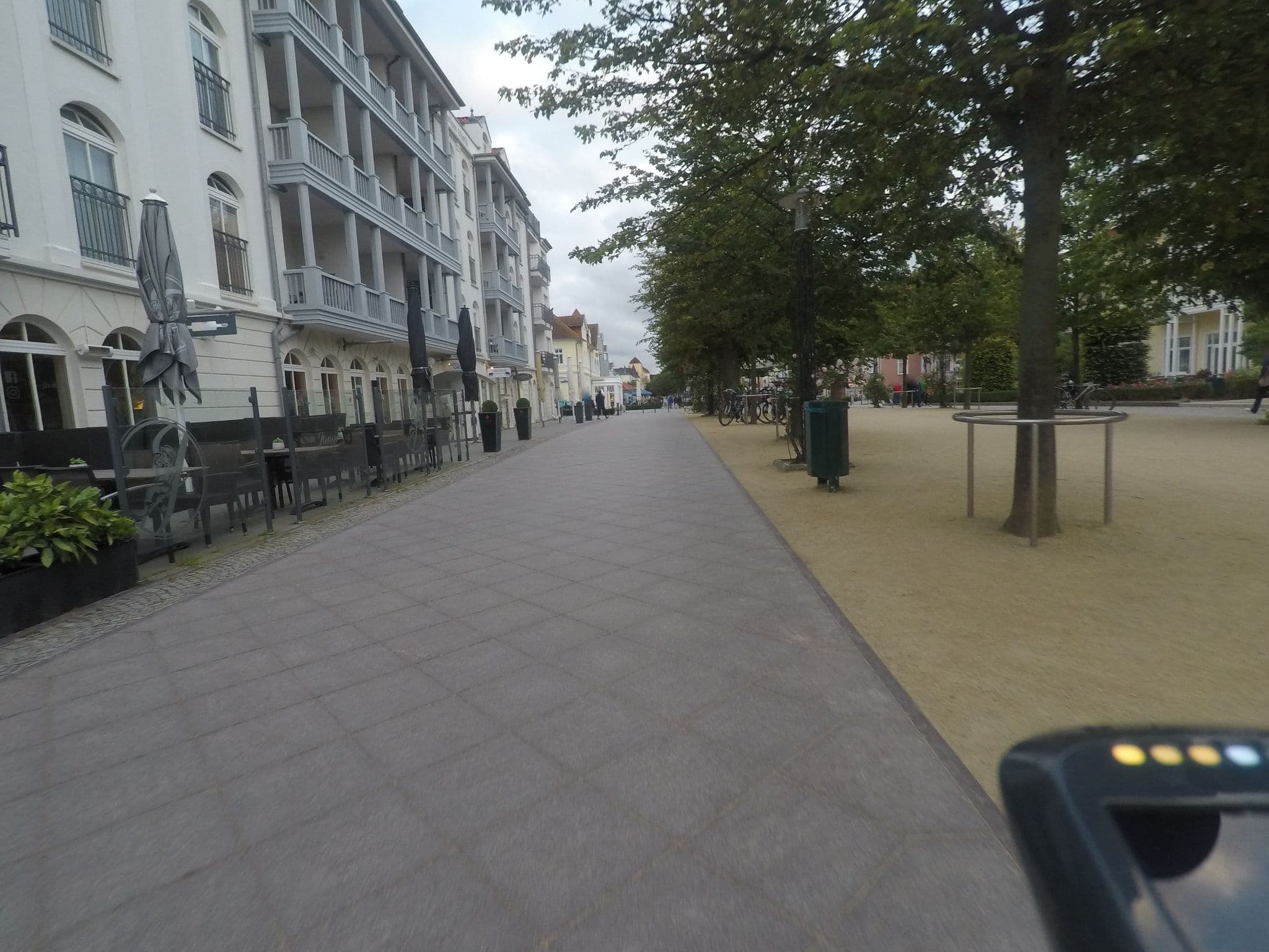Street view near Upstalsboom Haus Atlantik, Ostseebad Kühlungsborn — © mjay (CC BY-SA · Mapillary)
