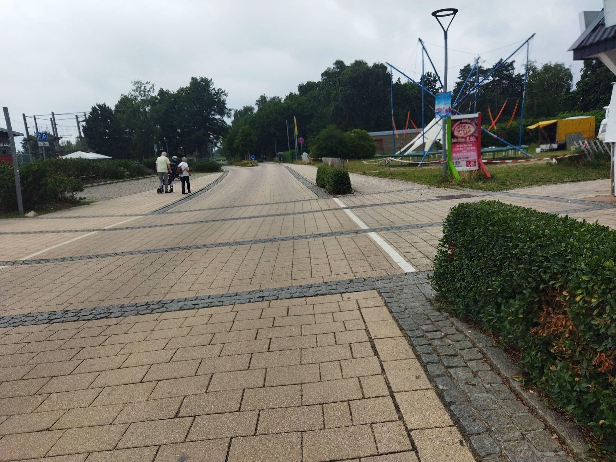 Street view near Su's Ostsee Holiday GmbH, Grömitz — © changchun1 (CC BY-SA · Mapillary)