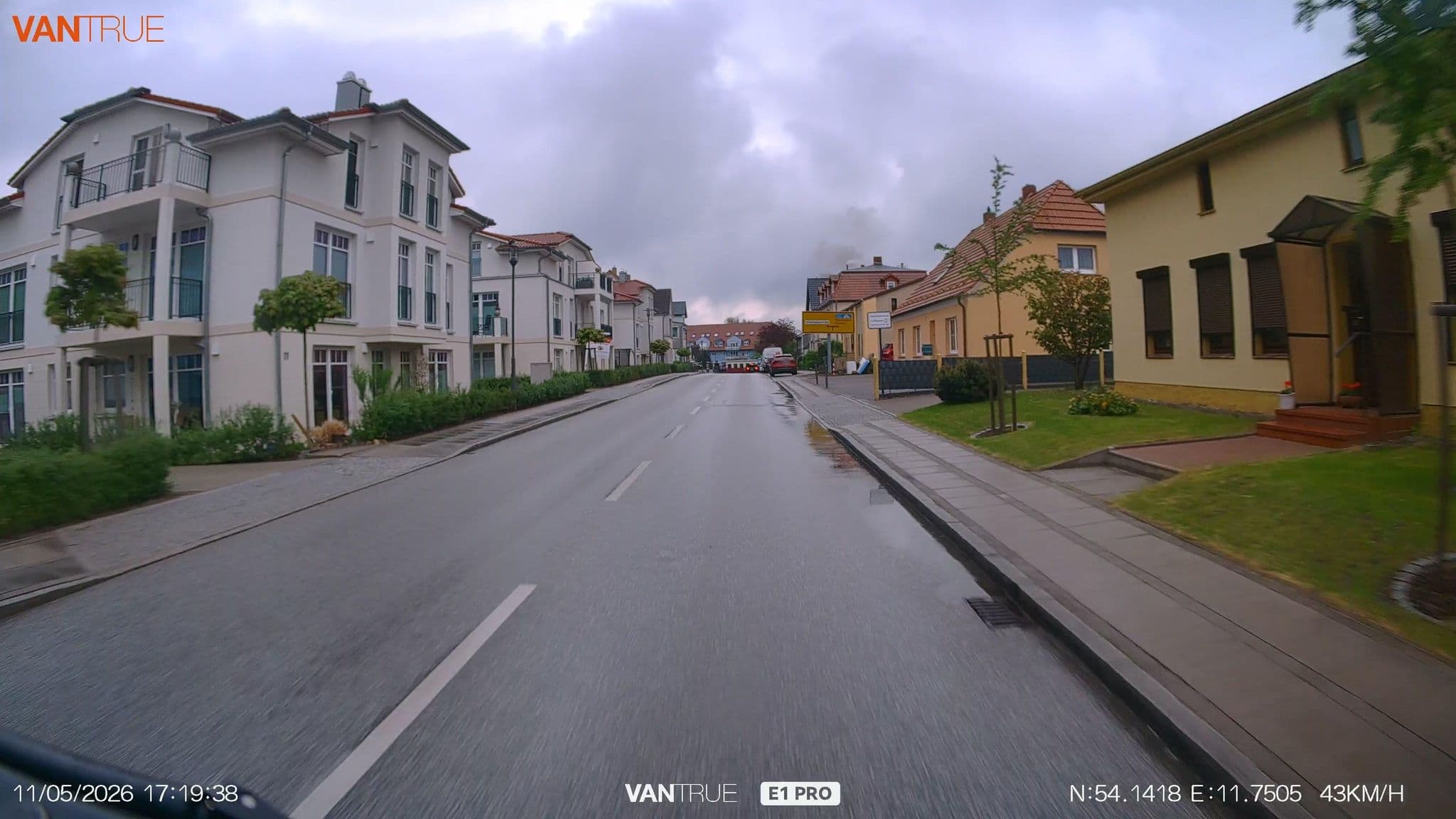 Street view near Ferienwohnung Susanne Karsten, Ostseebad Kühlungsborn — © LordOslo (CC BY-SA · Mapillary)