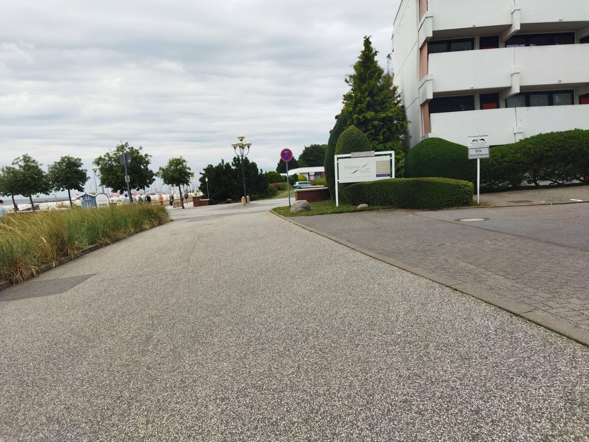 Street view near Strandglück Appartementhotel, Grömitz — © changchun1 (CC BY-SA · Mapillary)