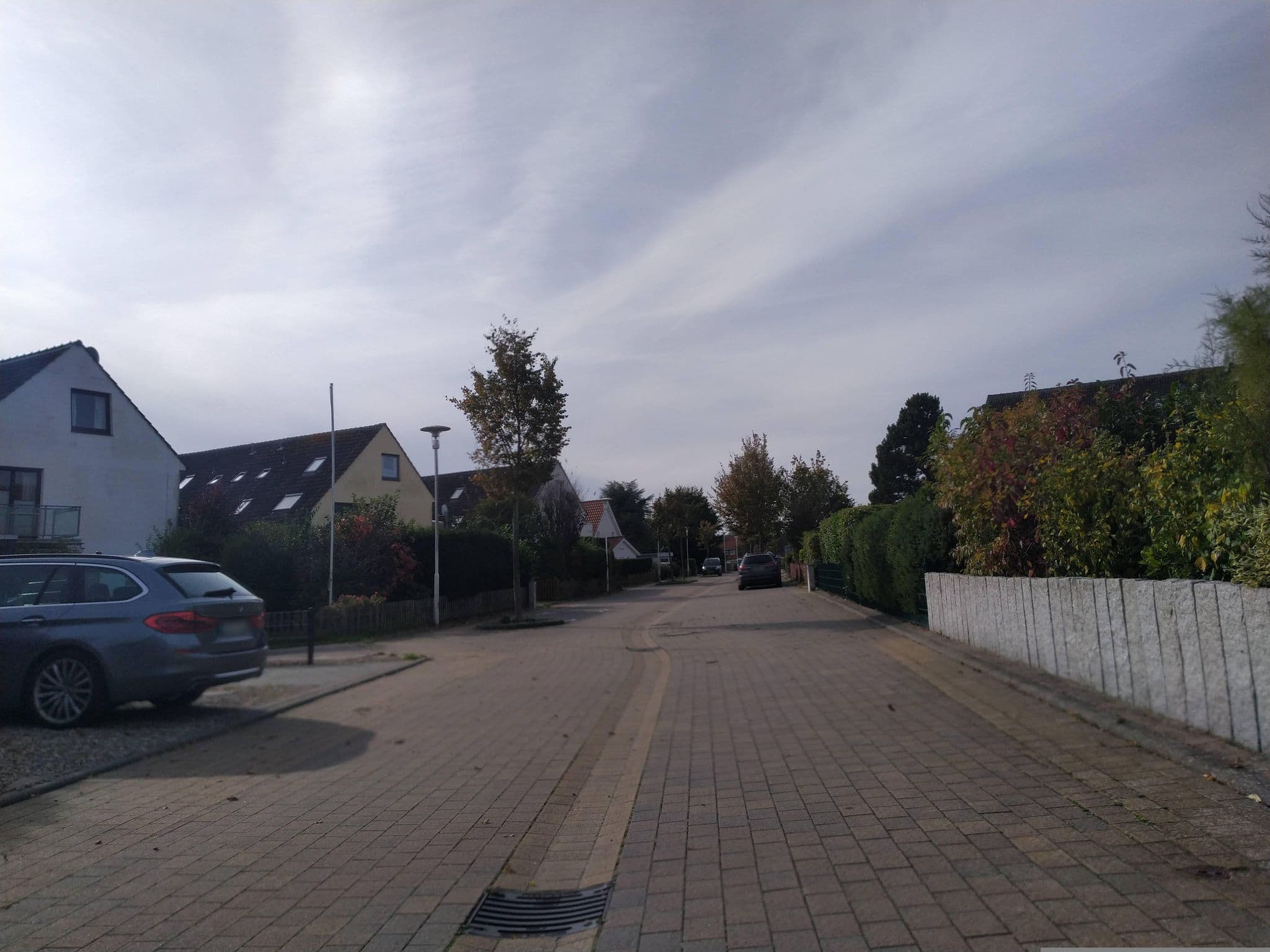 Street view near Backstein Deluxe - Die Backsteinkate, Grömitz — © rasmustravemnd (CC BY-SA · Mapillary)