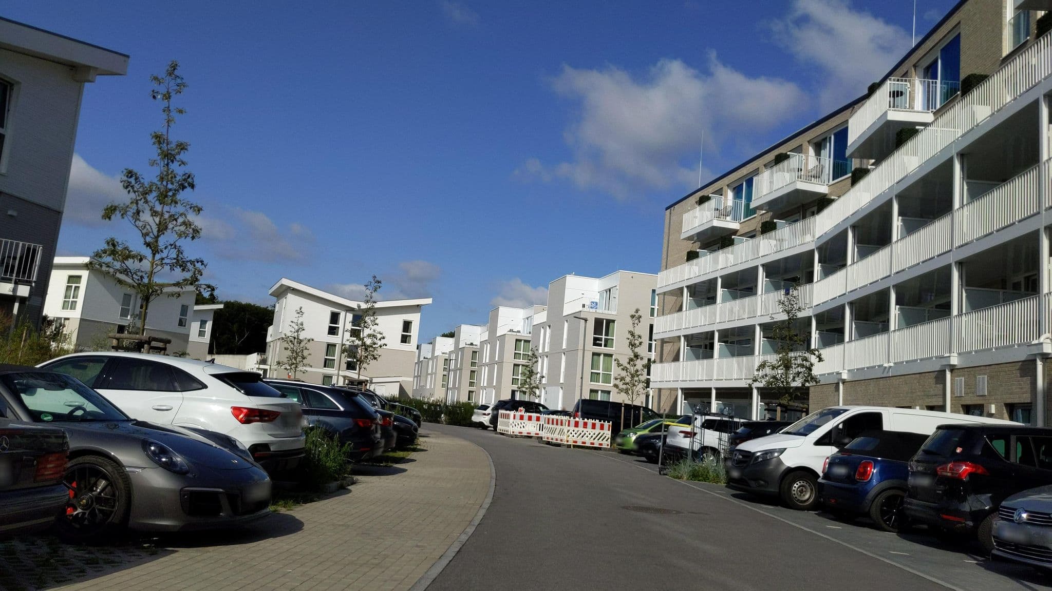 Street view near Slowdown Hotel, Travemünde — © rasmustravemnd (CC BY-SA · Mapillary)