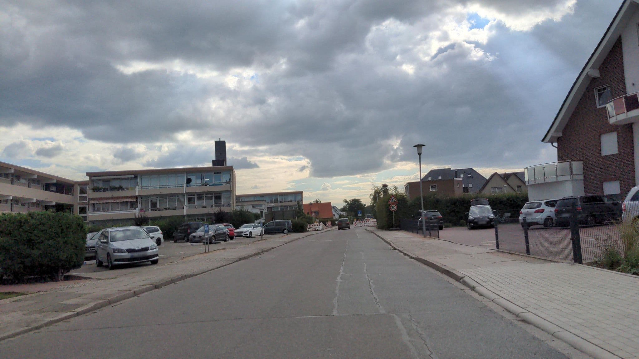 Street view near Aminas Ferienwohnungen, Grömitz — © rasmustravemnd (CC BY-SA · Mapillary)