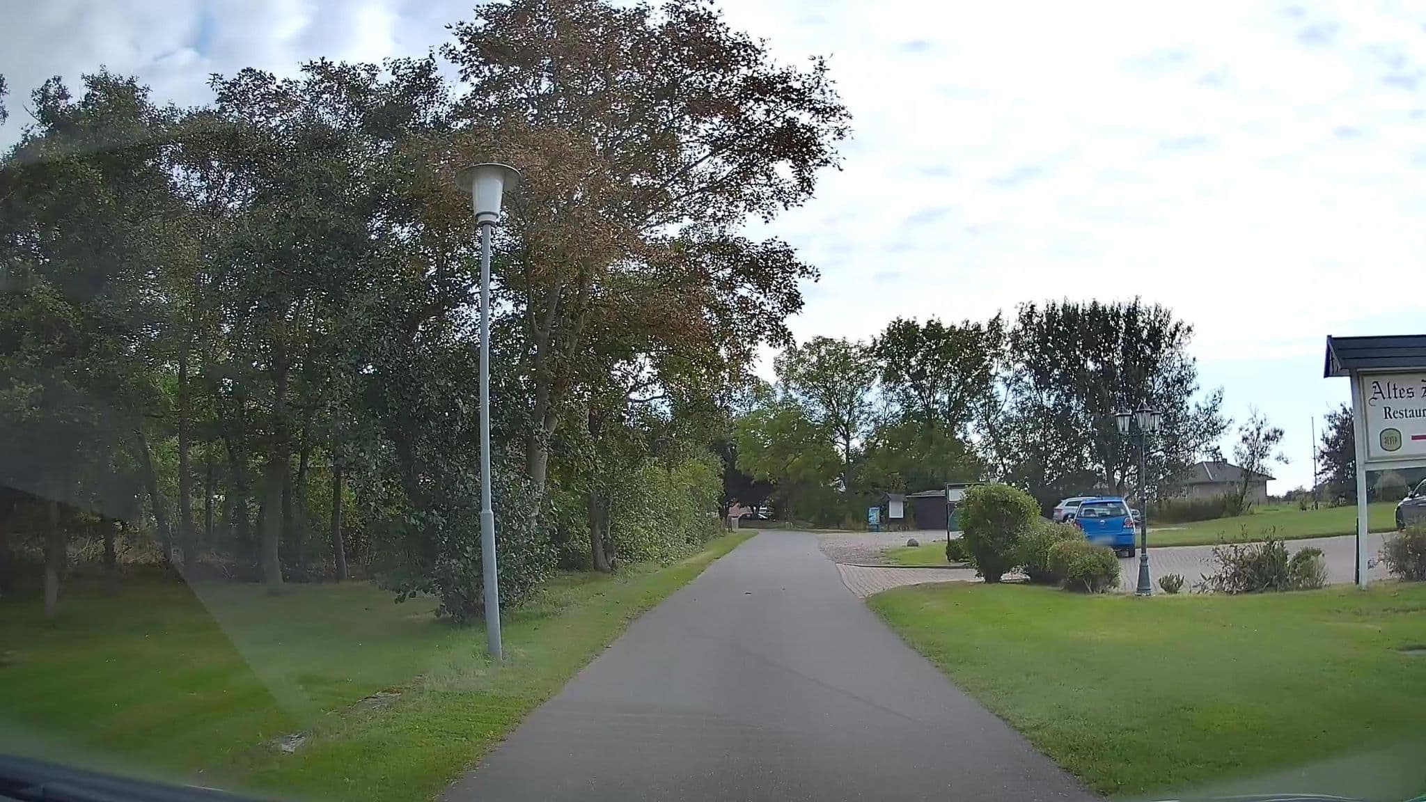Street view near Wollin Holger Pension, Fehmarn — © hendel (CC BY-SA · Mapillary)