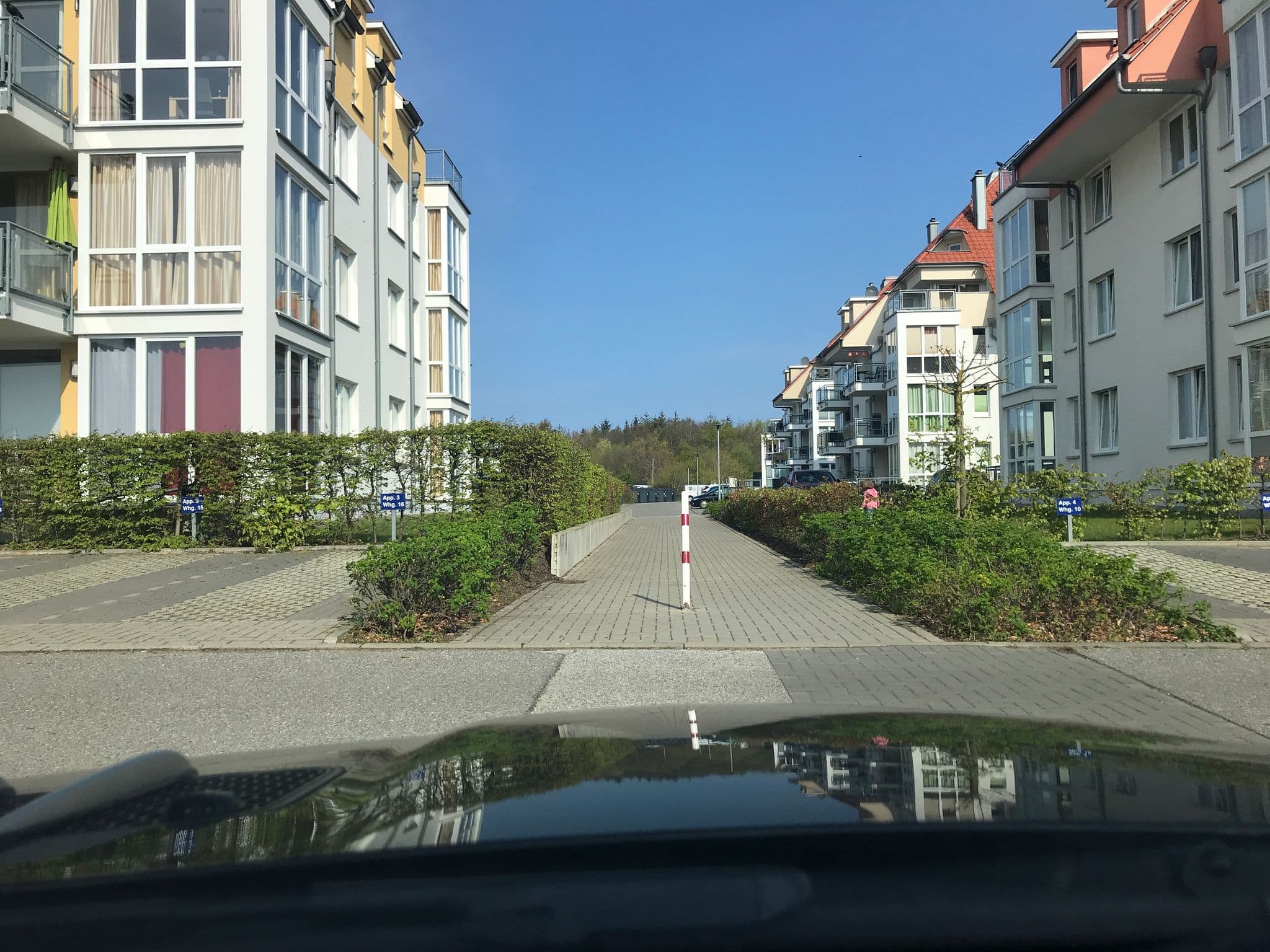 Street view near Ferienwohnung Seedüne 10 - Strandpark Großenbrode, Grossenbrode — © saschahaberkorn (CC BY-SA · Mapillary)