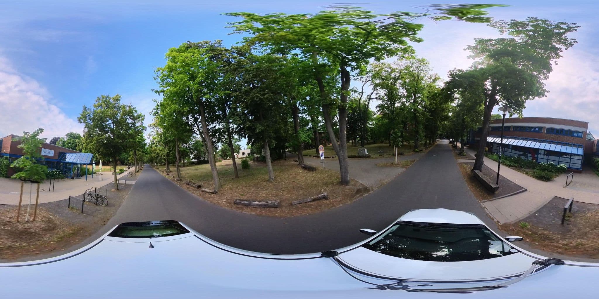 Street view near Gästezimmer der Hoffbauer-Stiftung, Potsdam — © osmplus_org (CC BY-SA · Mapillary)