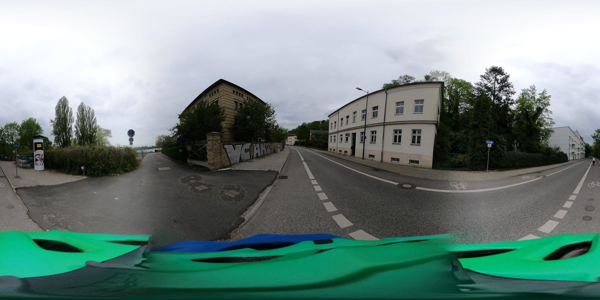 Street view near Zimmervermietung Krämer, Potsdam — © neumanntho (CC BY-SA · Mapillary)