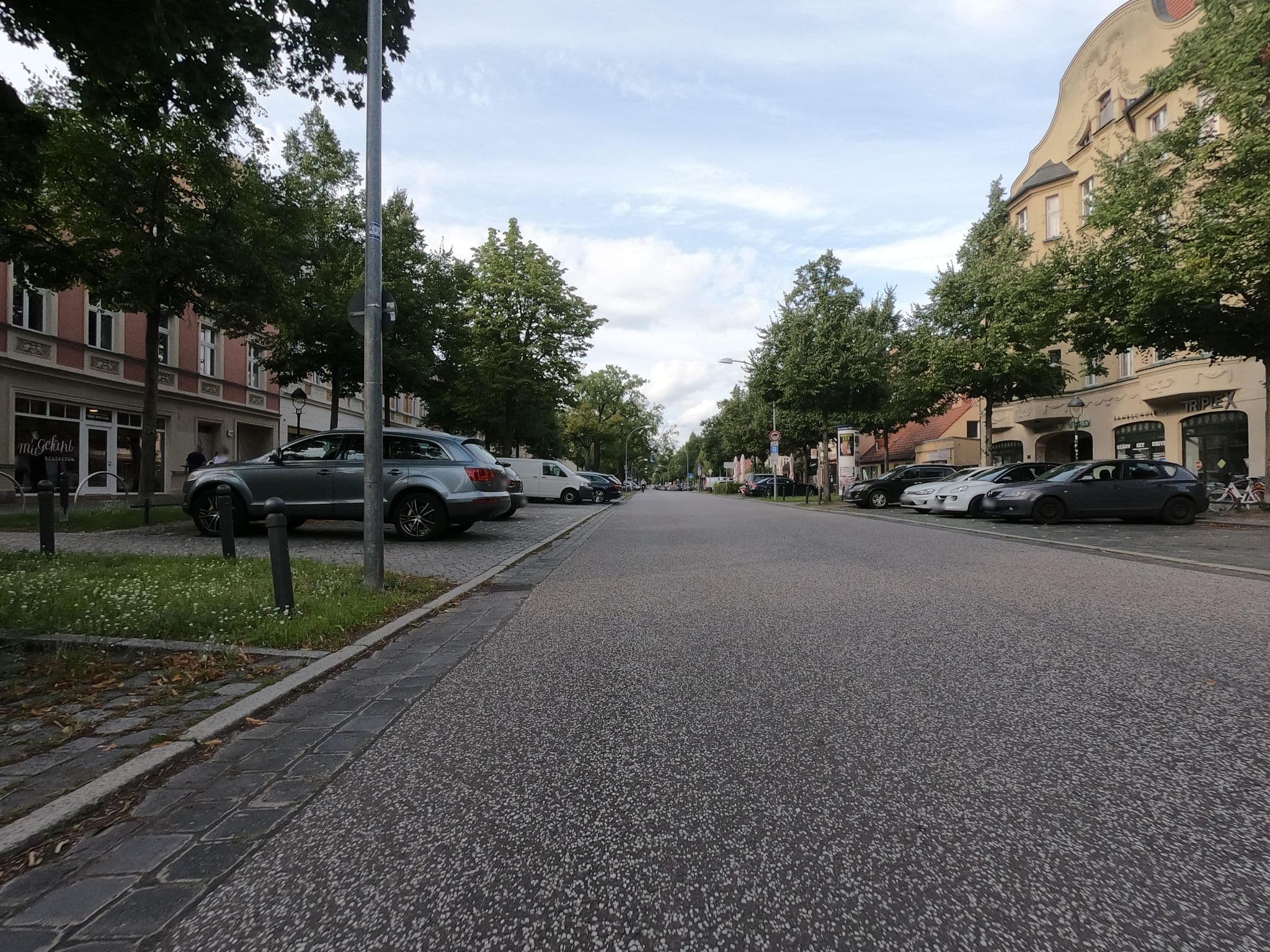 Street view near Apart*** HOTEL VIVALDI, Potsdam — © carlheinz (CC BY-SA · Mapillary)