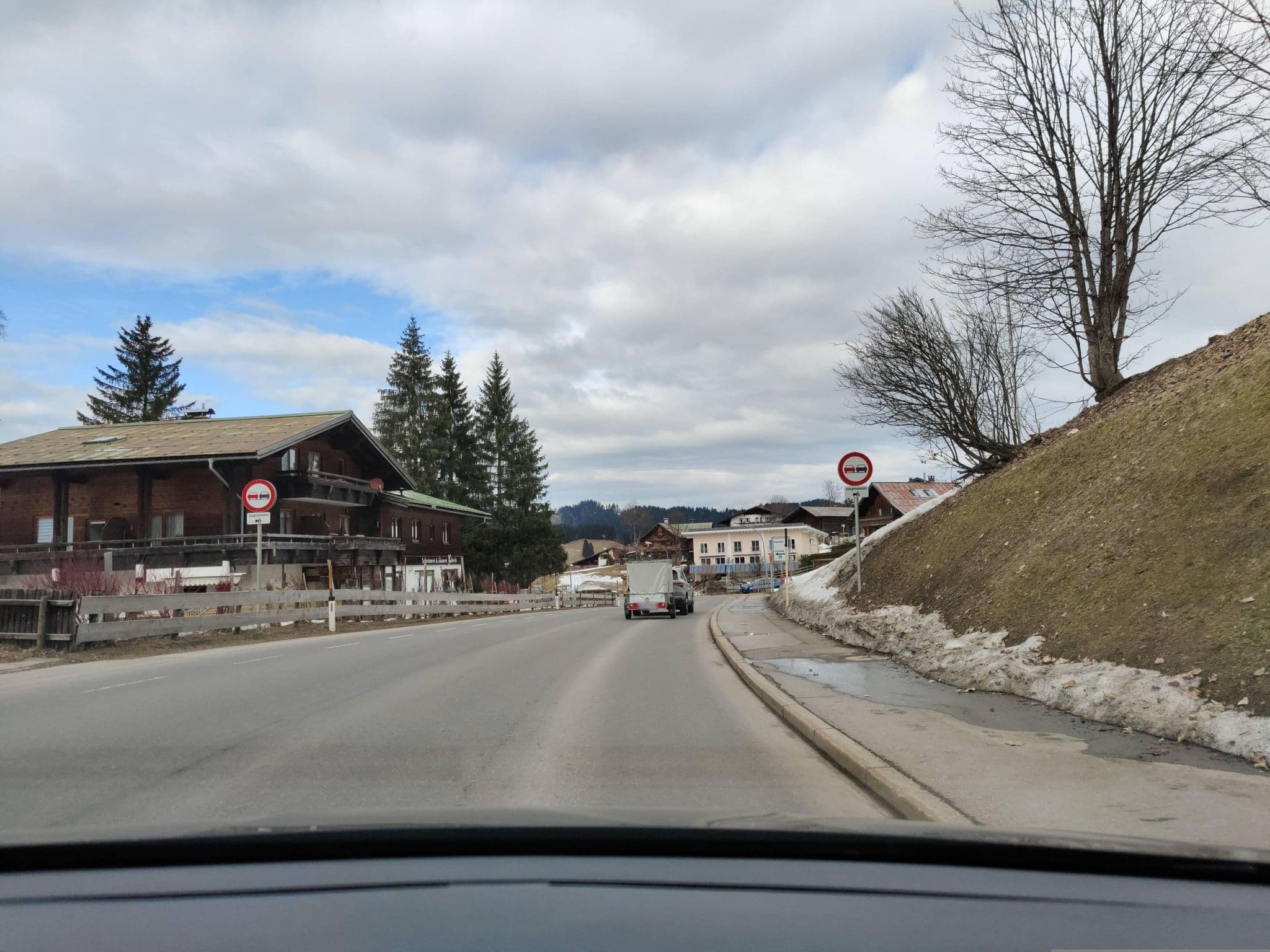 Street view near Berggasthof Westegg, Riezlern — © littlefool (CC BY-SA · Mapillary)