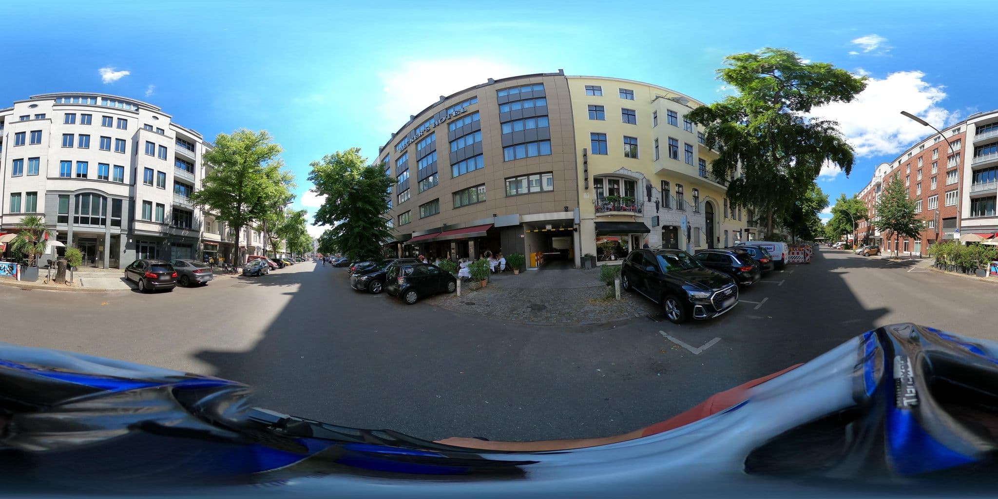 Street view near Hotel-Pension Charlottenburg, Schöneberg — © eserte (CC BY-SA · Mapillary)