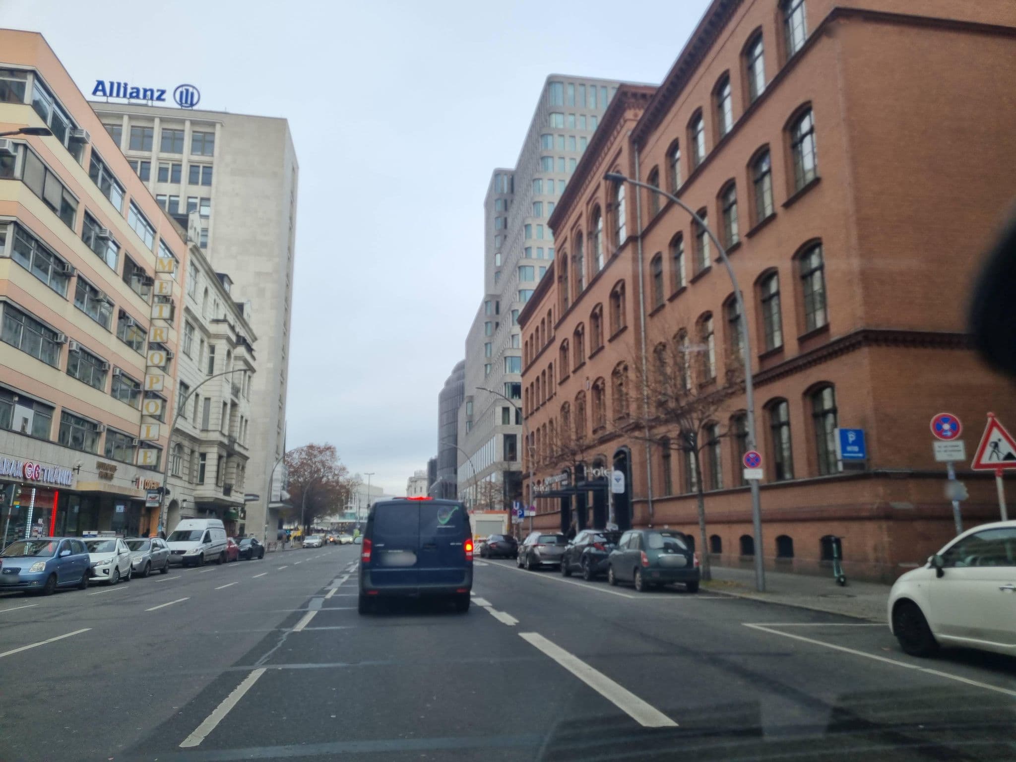Street view near Radisson Red Berlin Kudamm, Schöneberg — © dsmm (CC BY-SA · Mapillary)