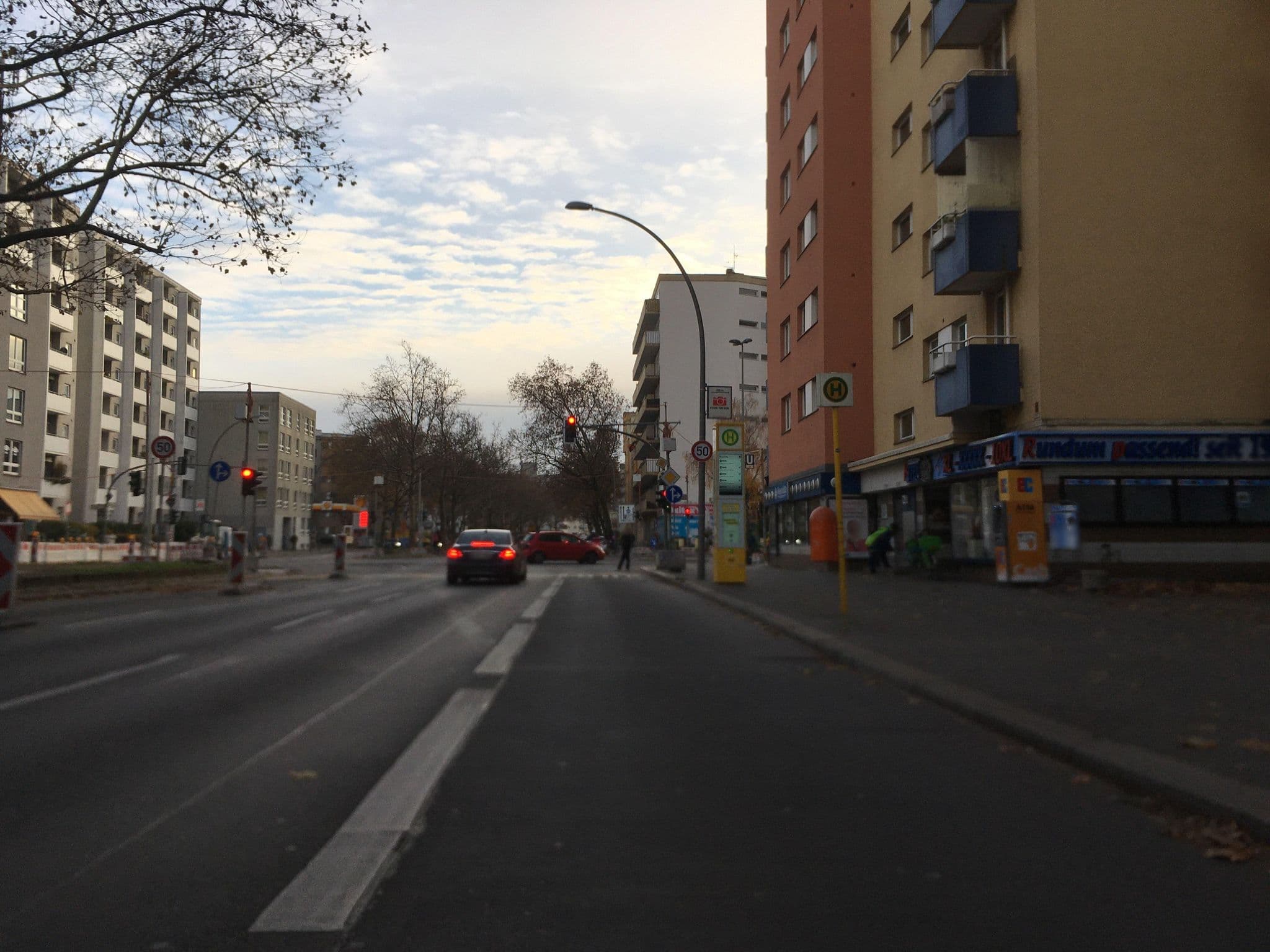 Street view near Guesthouse 21, Schöneberg — © carlheinz (CC BY-SA · Mapillary)