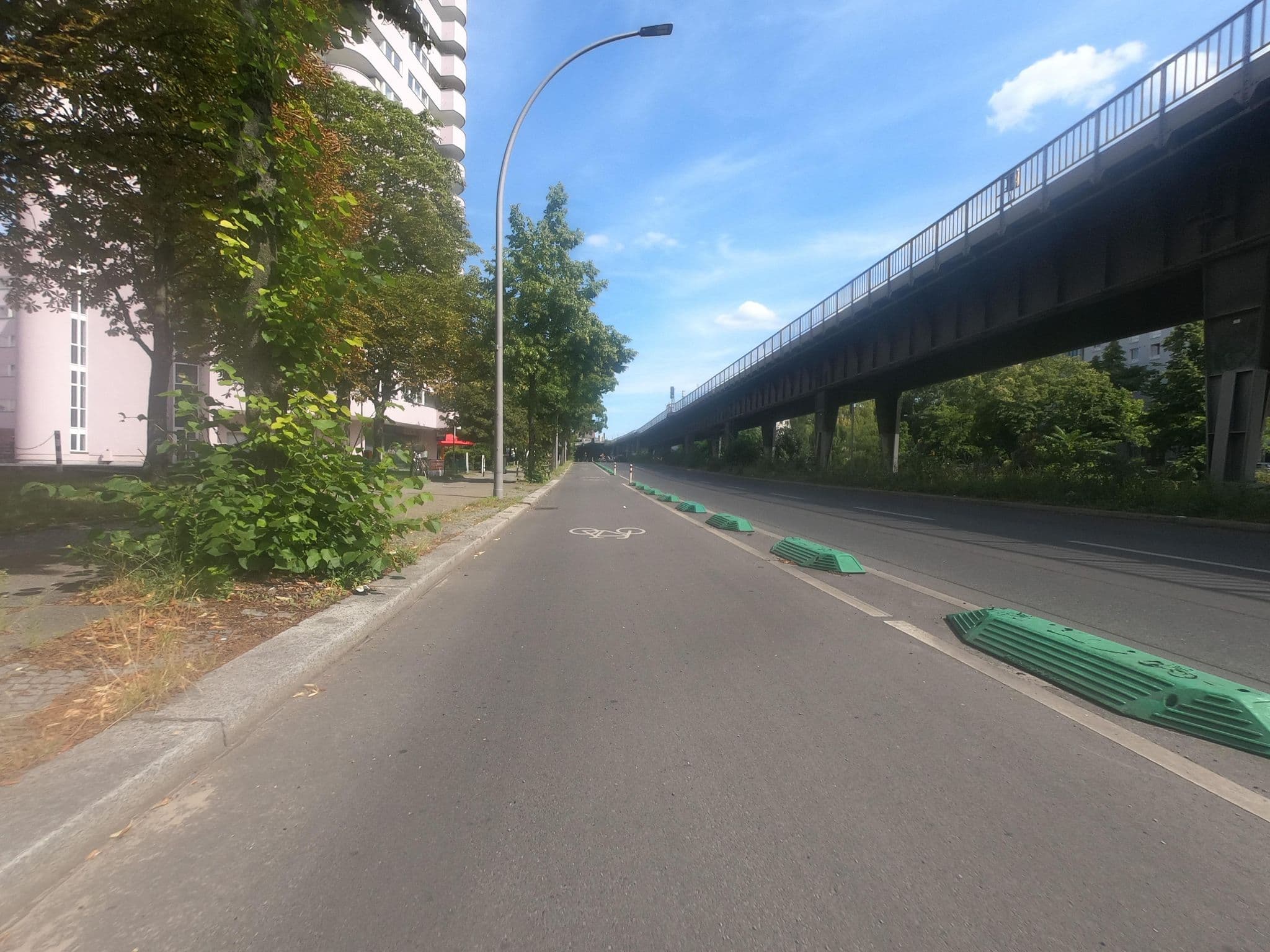 Street view near Happy Bed Hostel, Kreuzberg — © carlheinz (CC BY-SA · Mapillary)