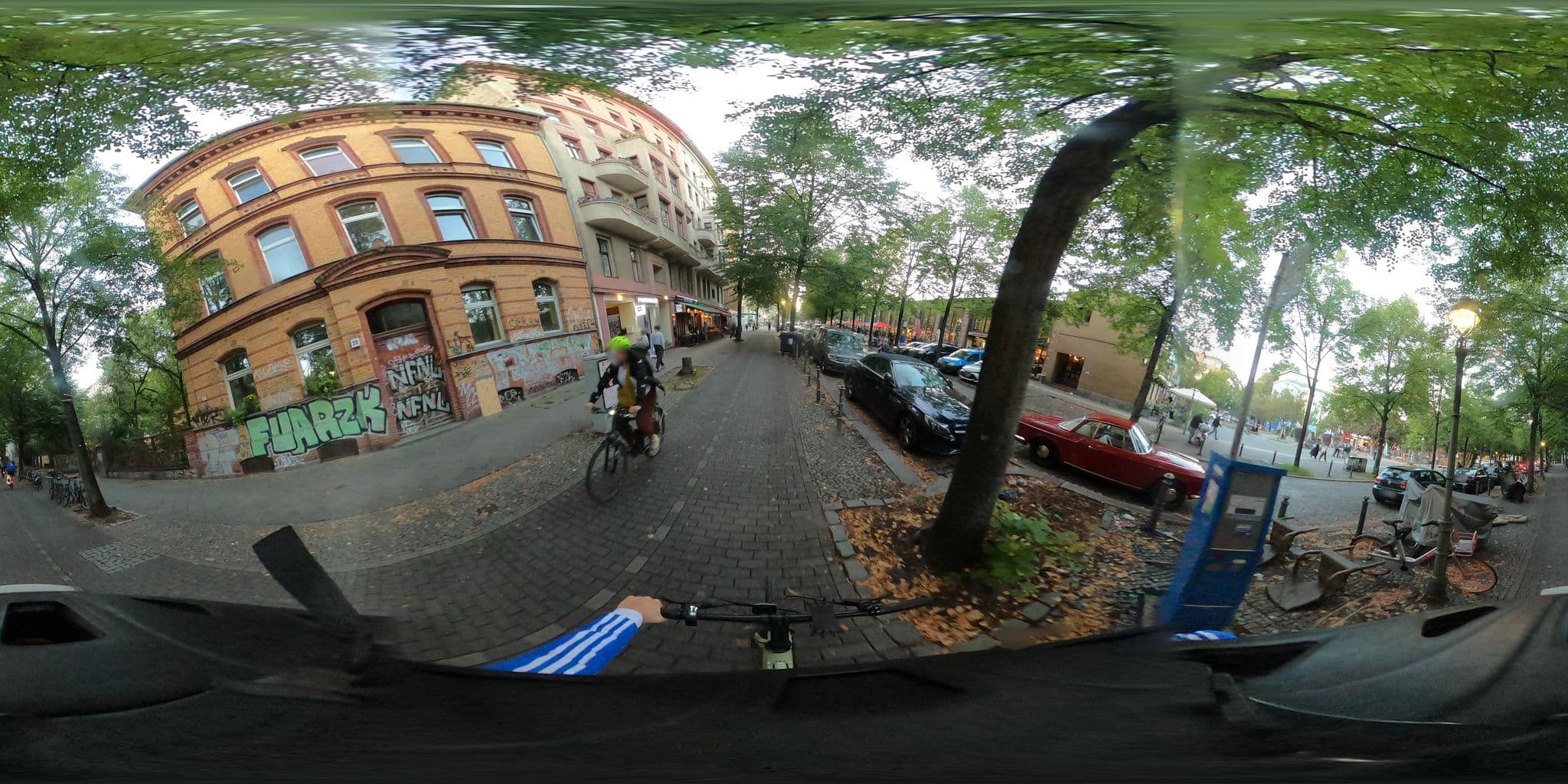 Street view near Oyo Hotel Matzbach, Kreuzberg — © i_louisa (CC BY-SA · Mapillary)