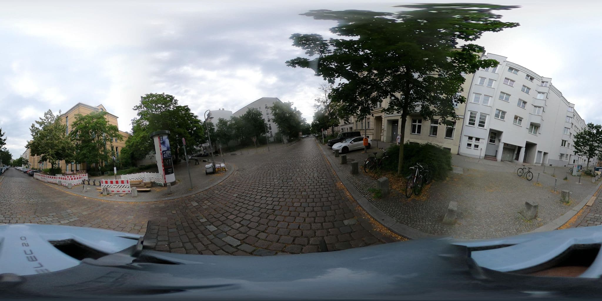 Street view near Hotel Tagungshaus, Schöneberg — © radinfra (CC BY-SA · Mapillary)