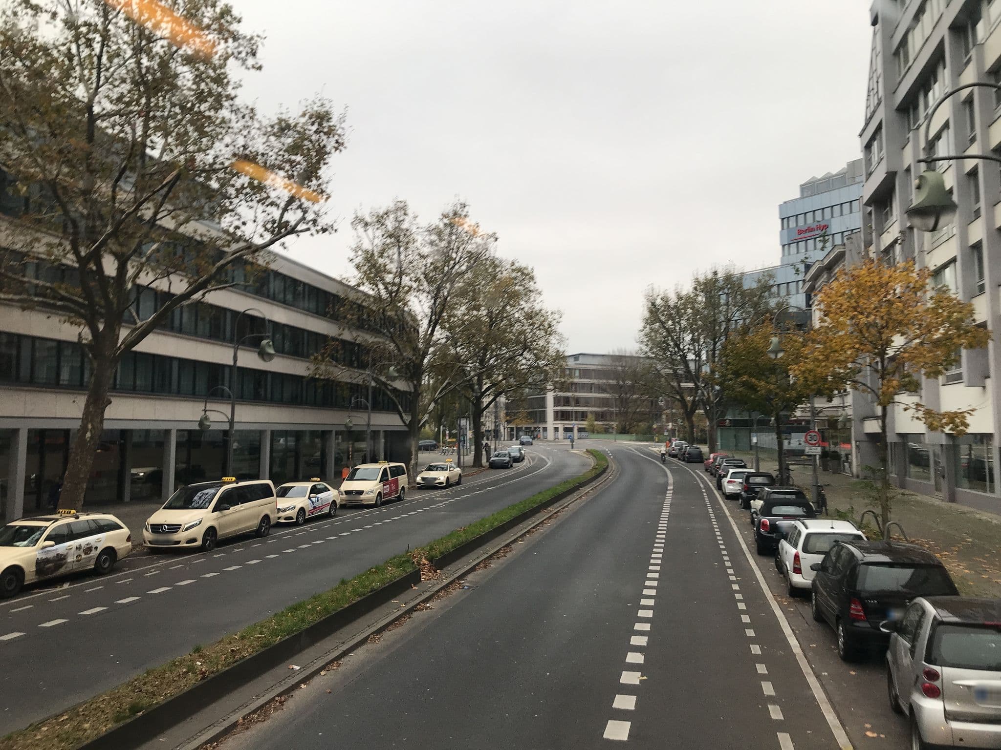 Street view near Capitol Apartments Berlin City, Schöneberg — © tao (CC BY-SA · Mapillary)