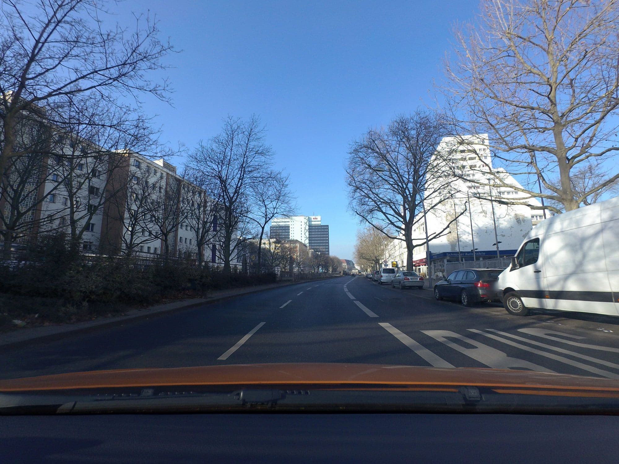 Street view near Doubletree by Hilton, Schöneberg — © moenk (CC BY-SA · Mapillary)