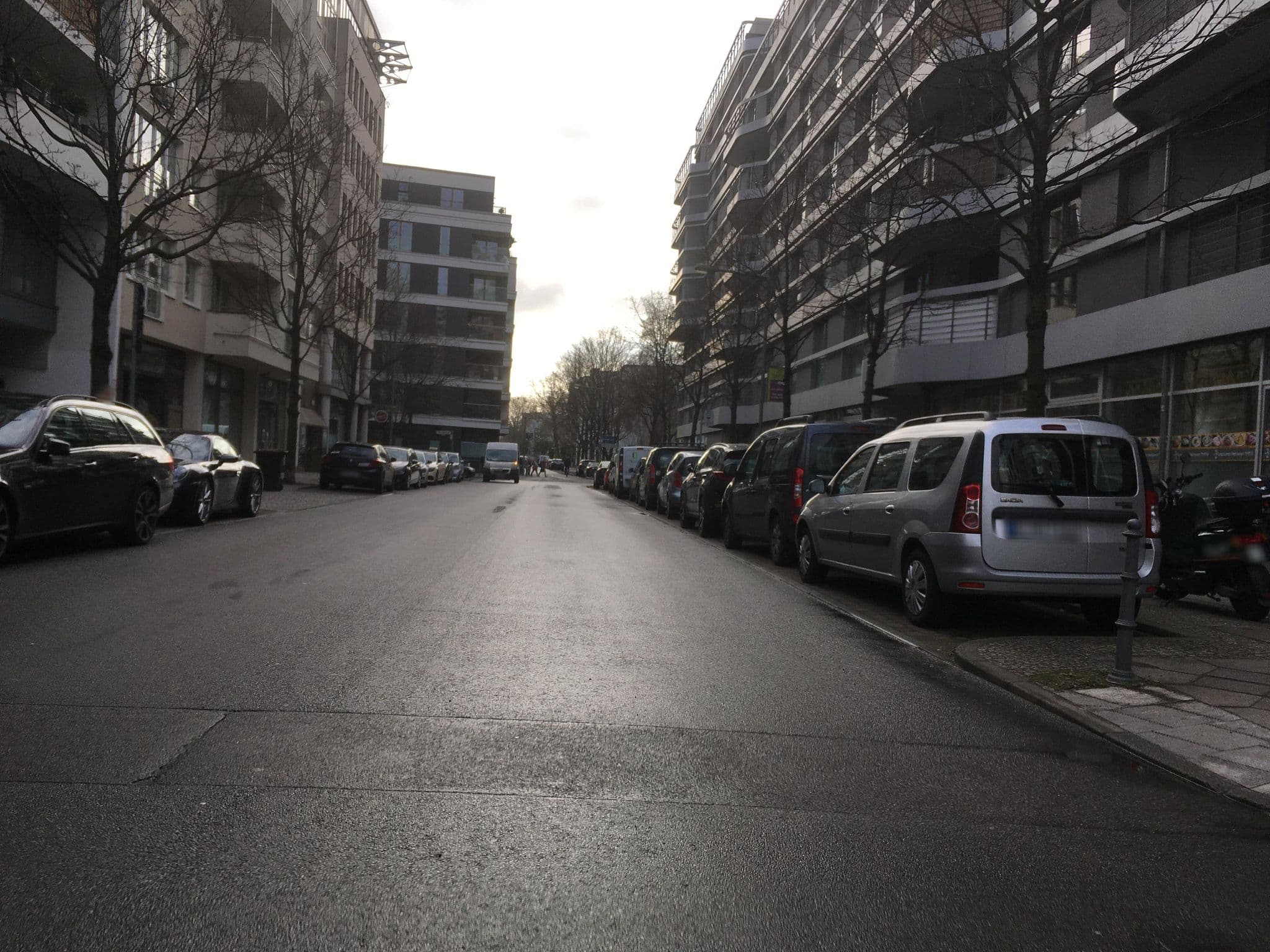 Street view near unsere Ferienwohnung in Berlin, Kreuzberg — © carlheinz (CC BY-SA · Mapillary)
