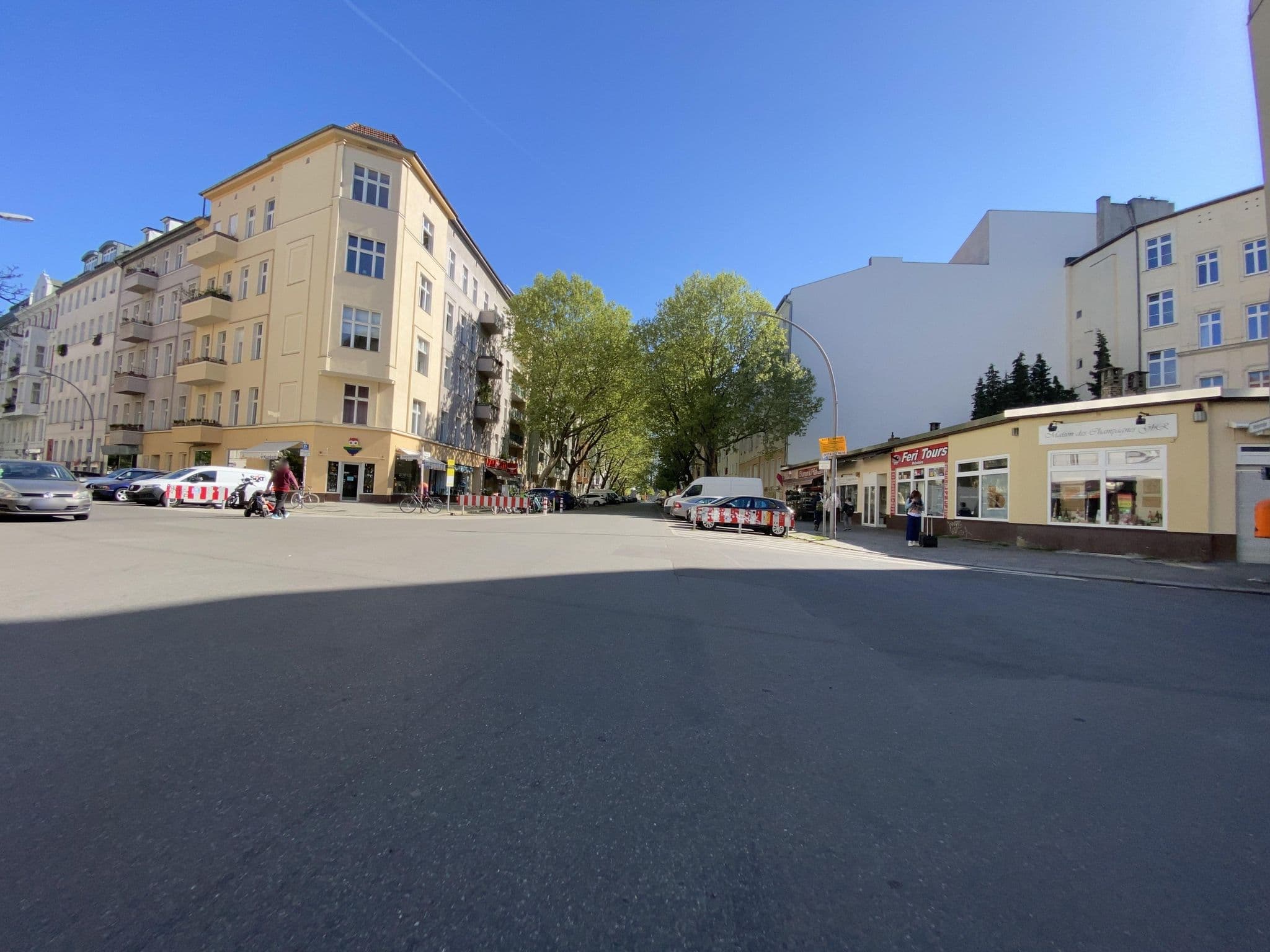 Street view near Tigerroom Apartment (Playroom / Dungeon), Schöneberg — © eserte (CC BY-SA · Mapillary)