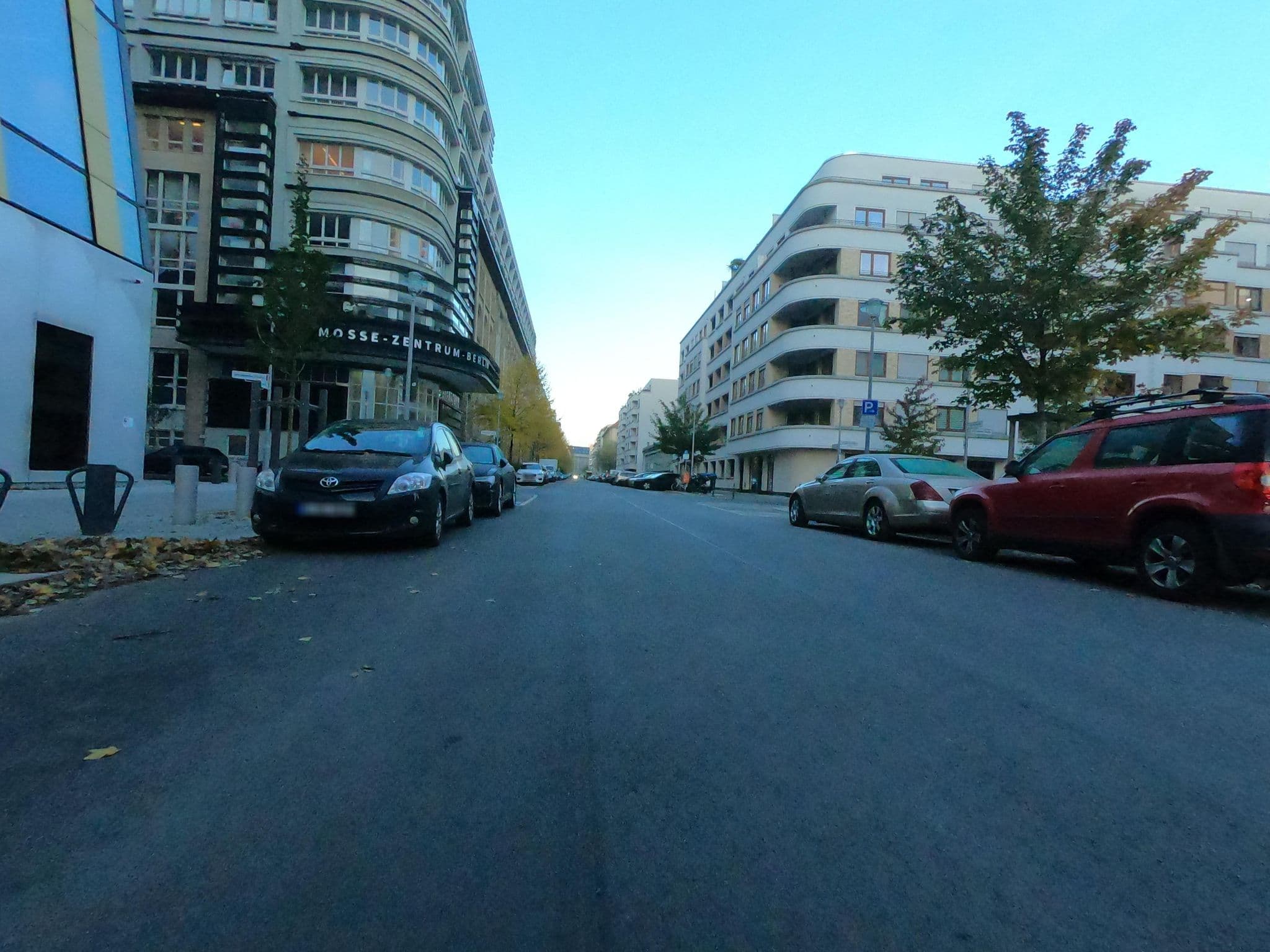 Street view near Appartement 204, Kreuzberg — © carlheinz (CC BY-SA · Mapillary)
