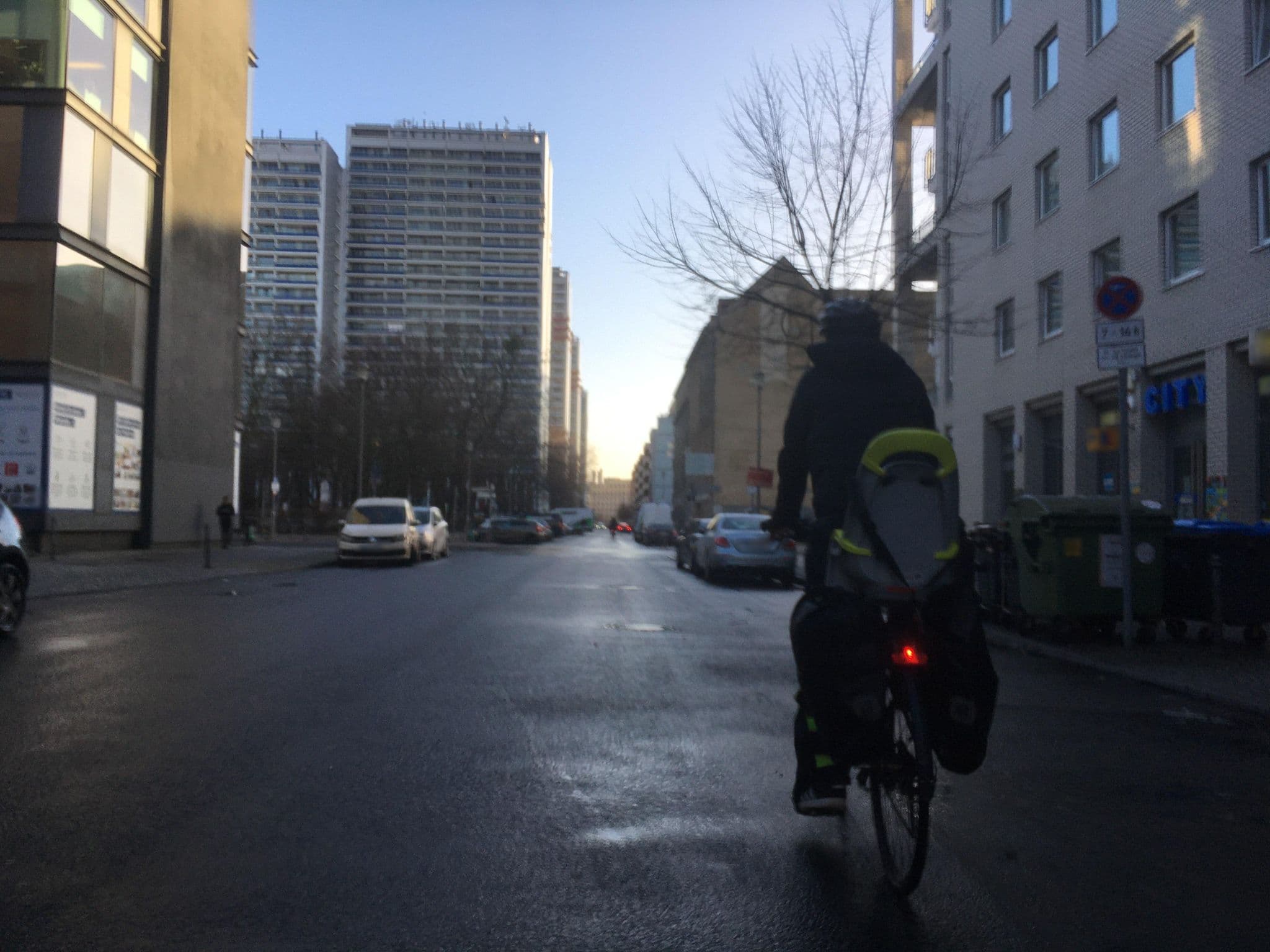 Street view near Checkpoint Inn Berlin, Kreuzberg — © carlheinz (CC BY-SA · Mapillary)