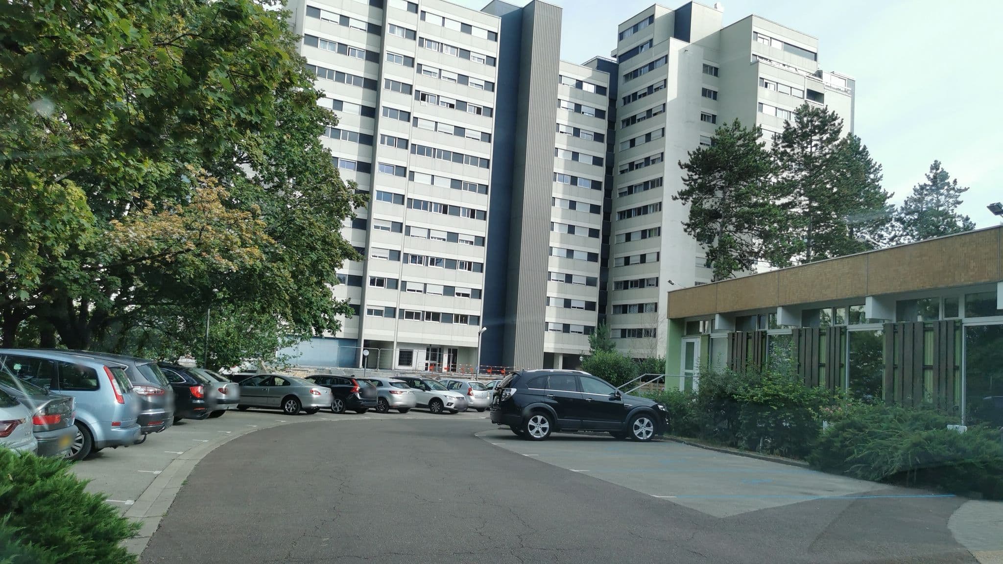 Street view near Ibis styles Besançon, Besançon — © mins (CC BY-SA · Mapillary)