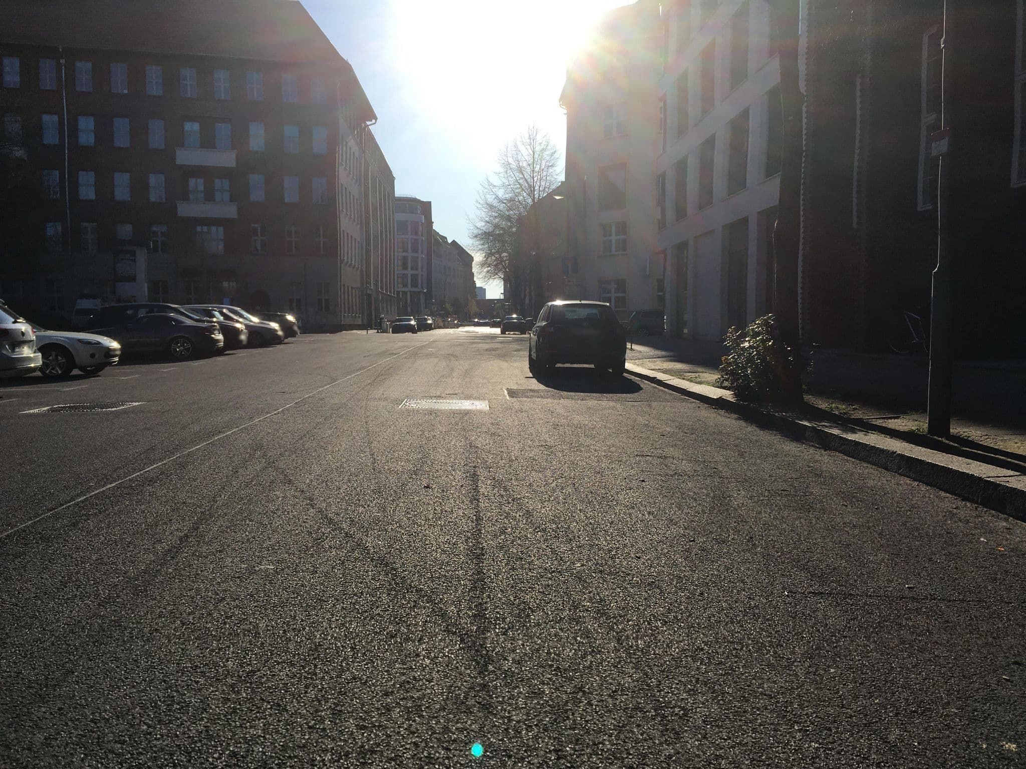 Street view near Nena Apartments Metropol Park Berlin - Mitte, Mitte — © carlheinz (CC BY-SA · Mapillary)